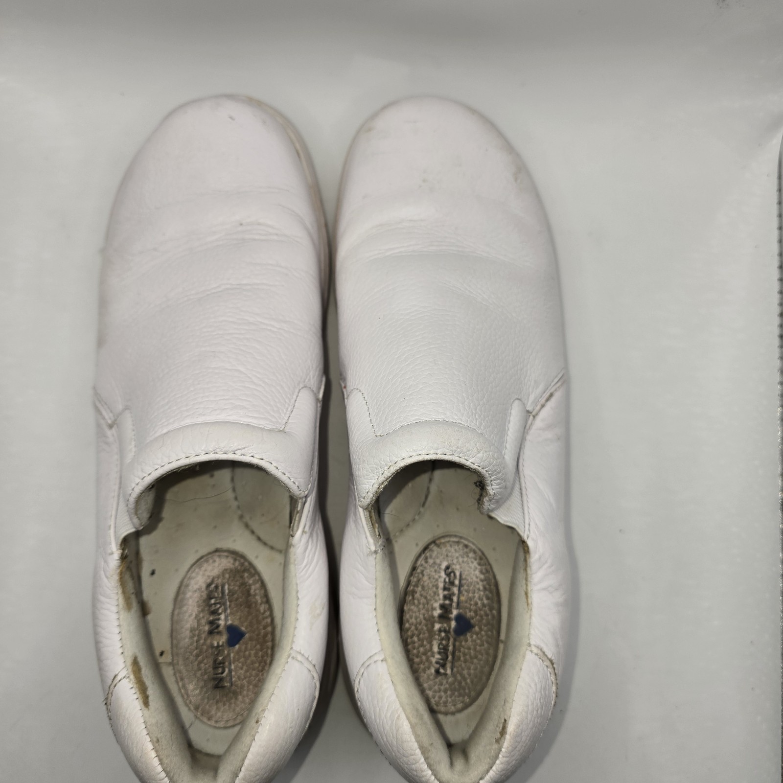 Nurse Mates Women’s Dove, White Slip-On Shoes, Size 8.5M.