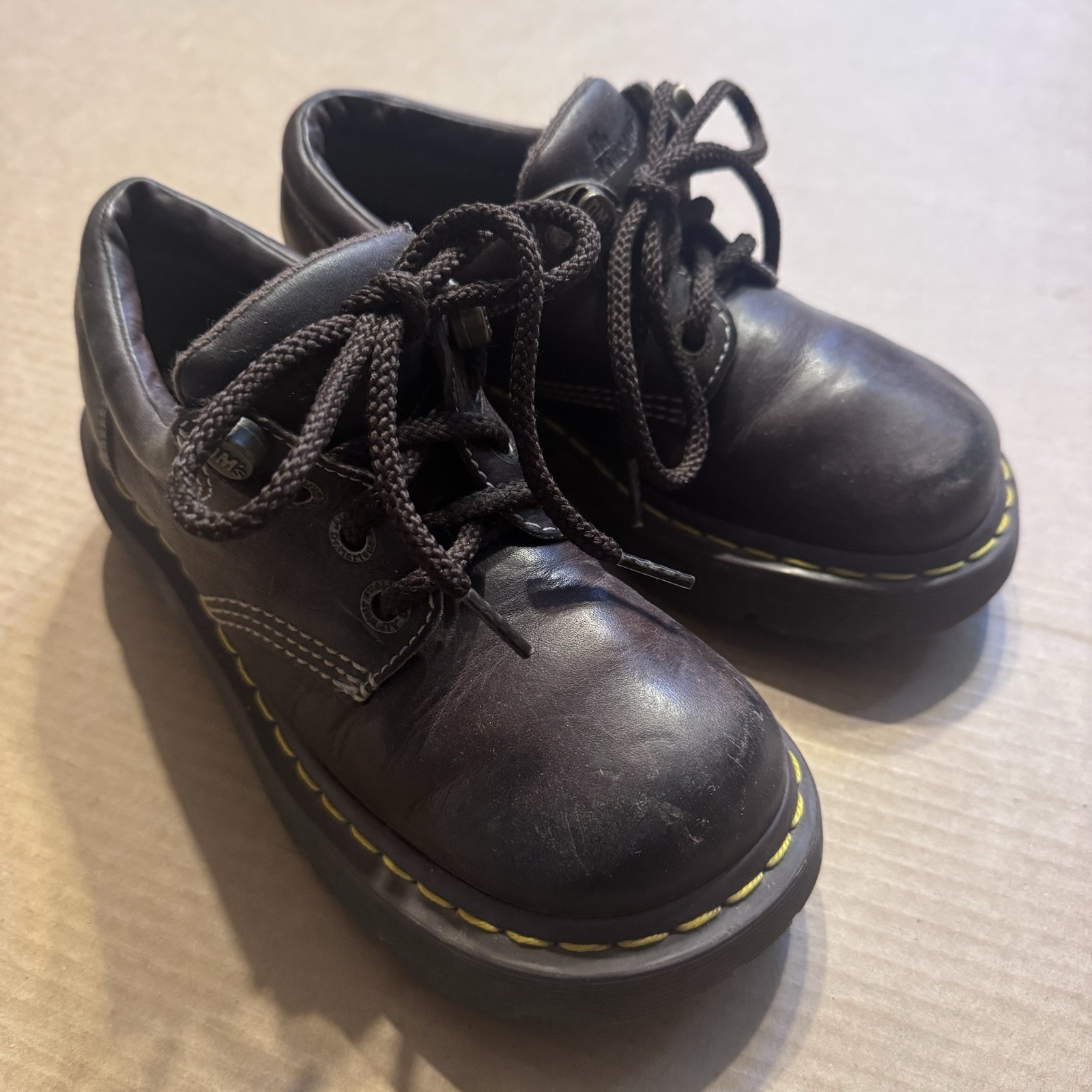 Dr. Martens 8053 Crazy Horse Leather Shoes in Dark Brown Women’s 6