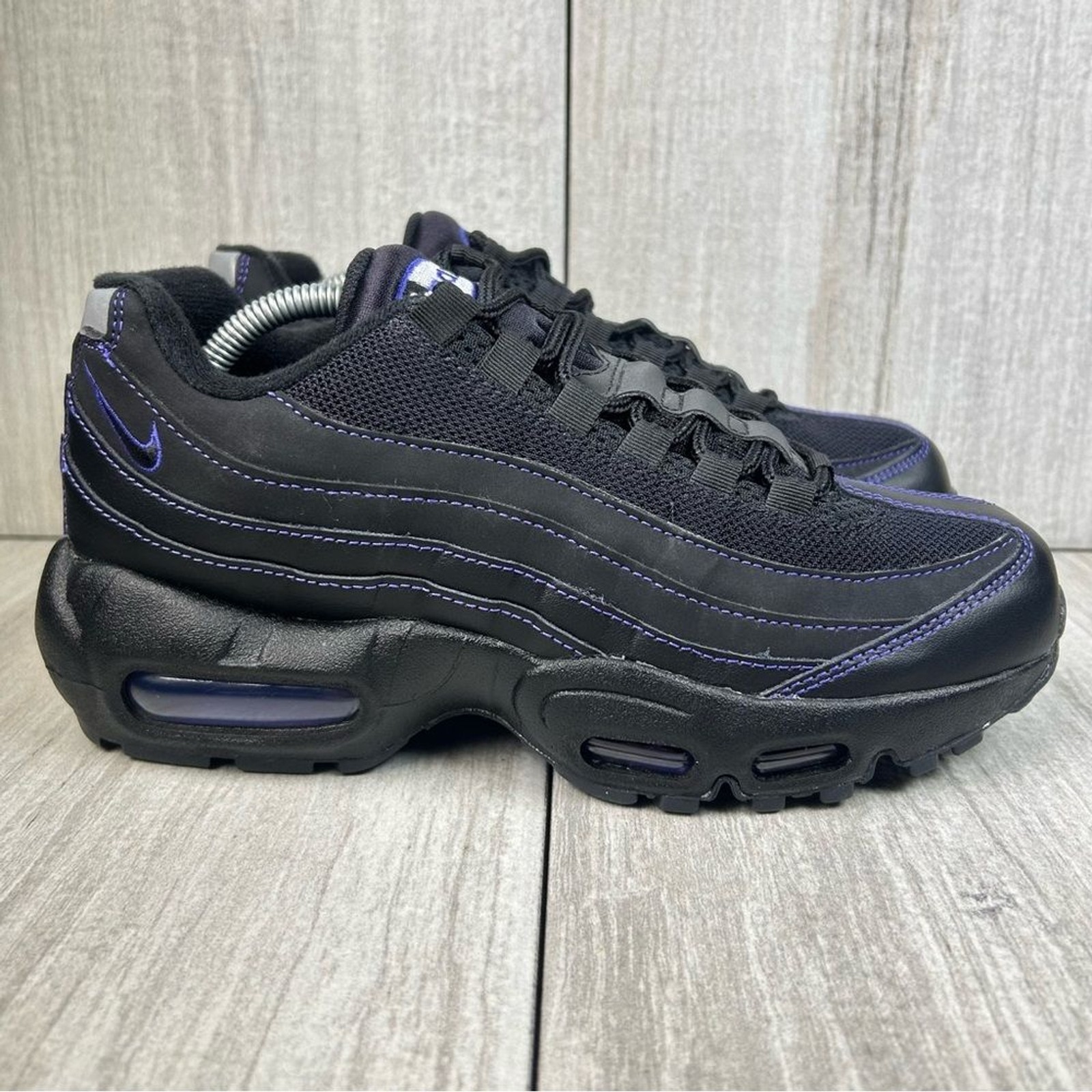 NEW Nike Air Max 95 Classic Black Persian Violet Sneakers Women’s Size 7 5.5Y
