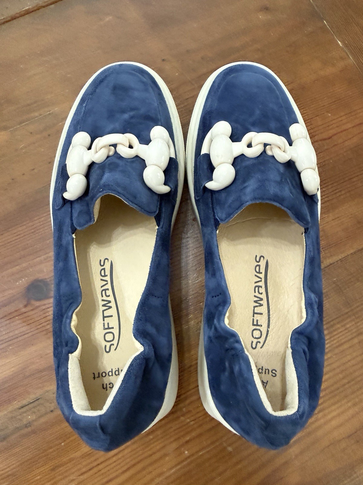 softwaves 37 US 6.5-7 Tais Platform Blue Suede Shoes Worn Once