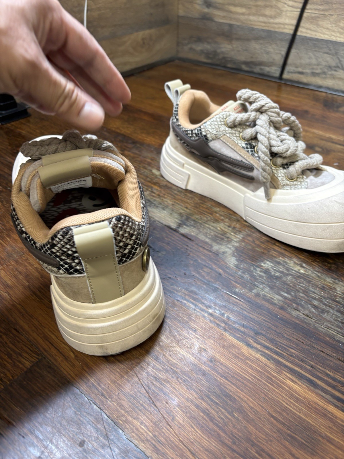 KillWinner Sneakers Womens 8.5 Smile Life Series Brown Skateboard Chunky Rope