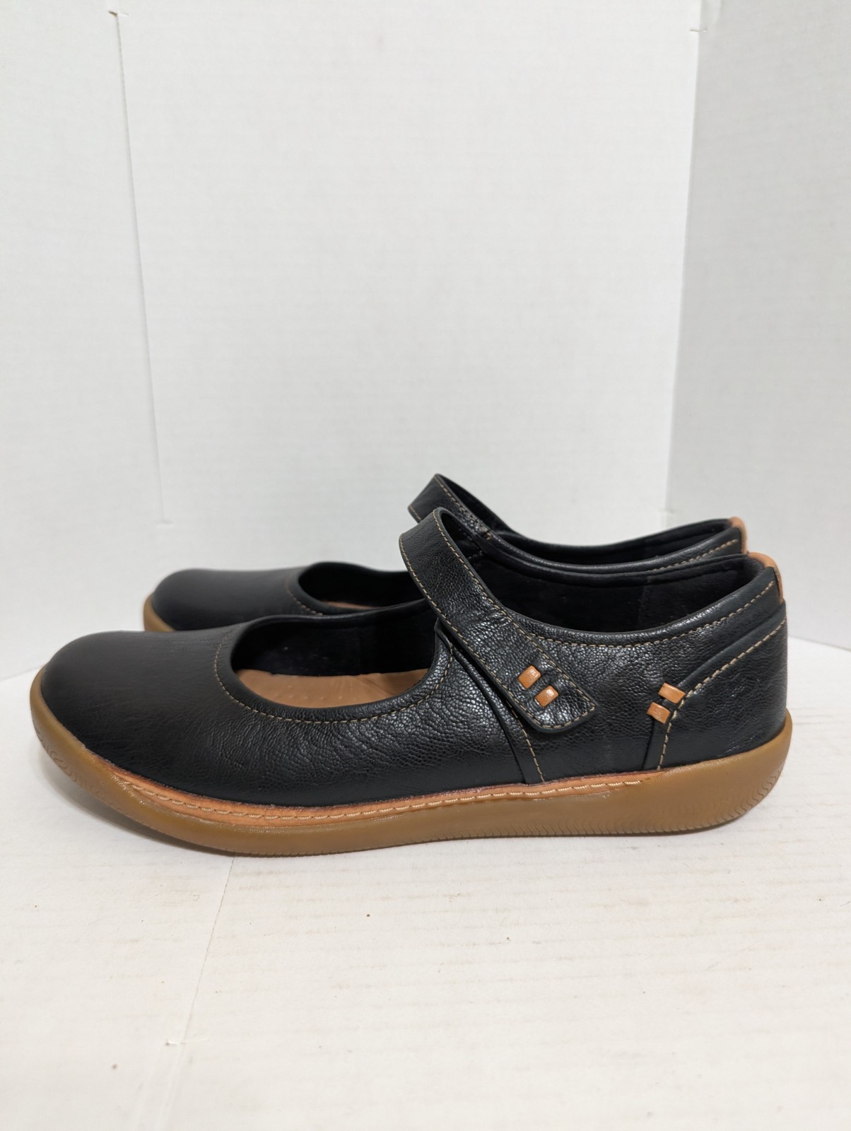 Clarks Unstructured Women’s Size 8 M Mary Jane Blue Sandals