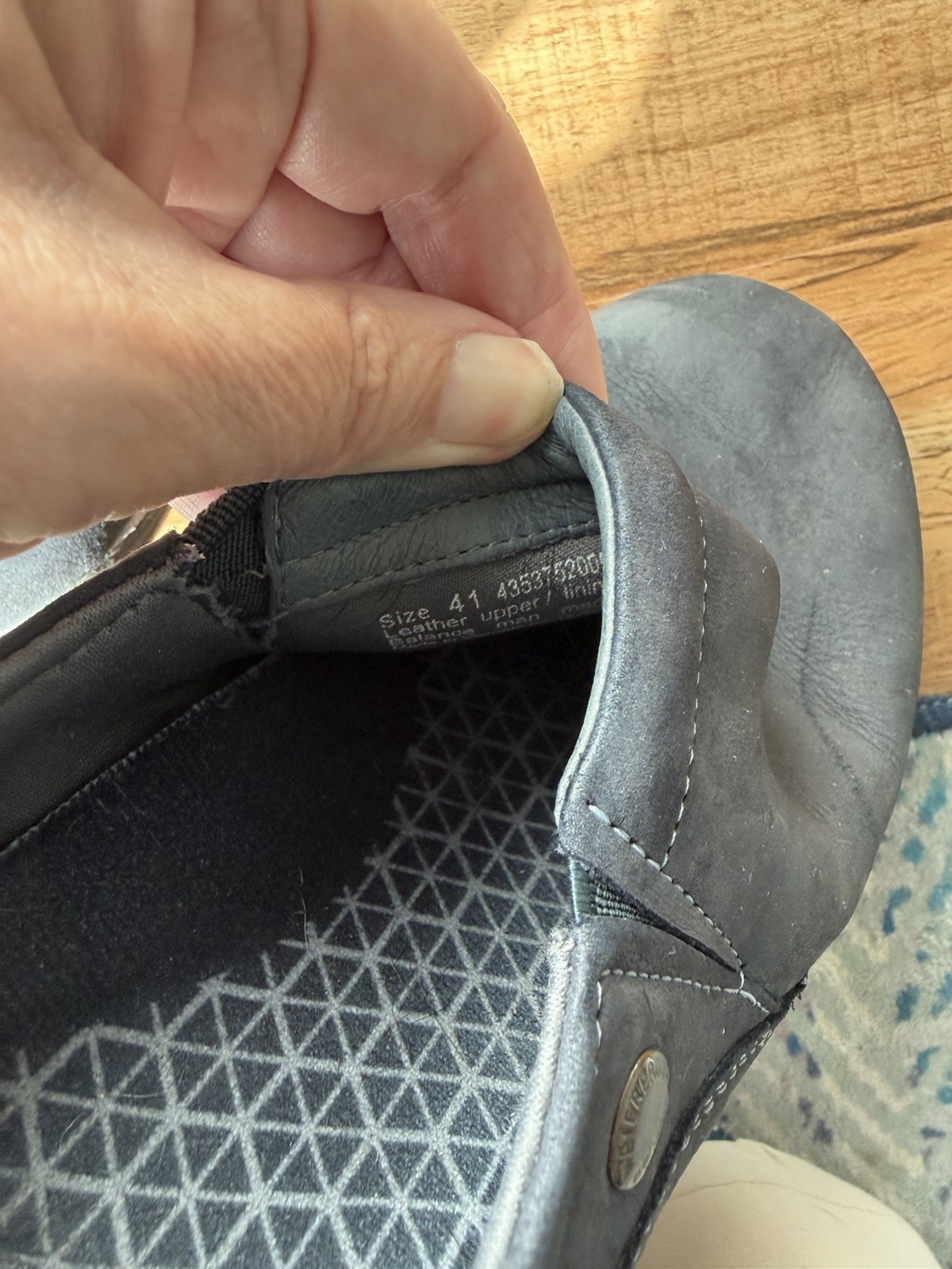 Dansko Patti Women’s 41 Navy Blue Milled Nubuck Waterproof Slip-On Clogs Vibram