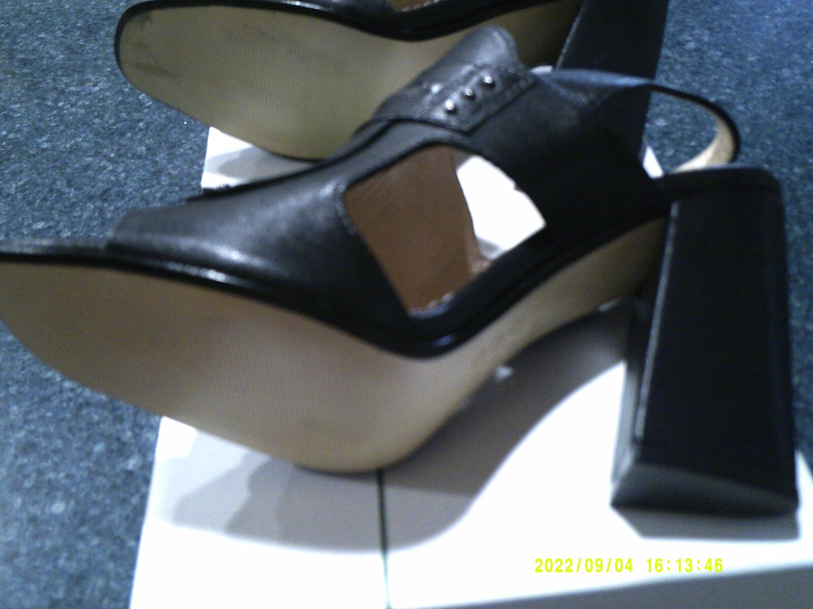 VENUS BLACK LEATHER SHOES SIZE 7.5 US, 38 EUR