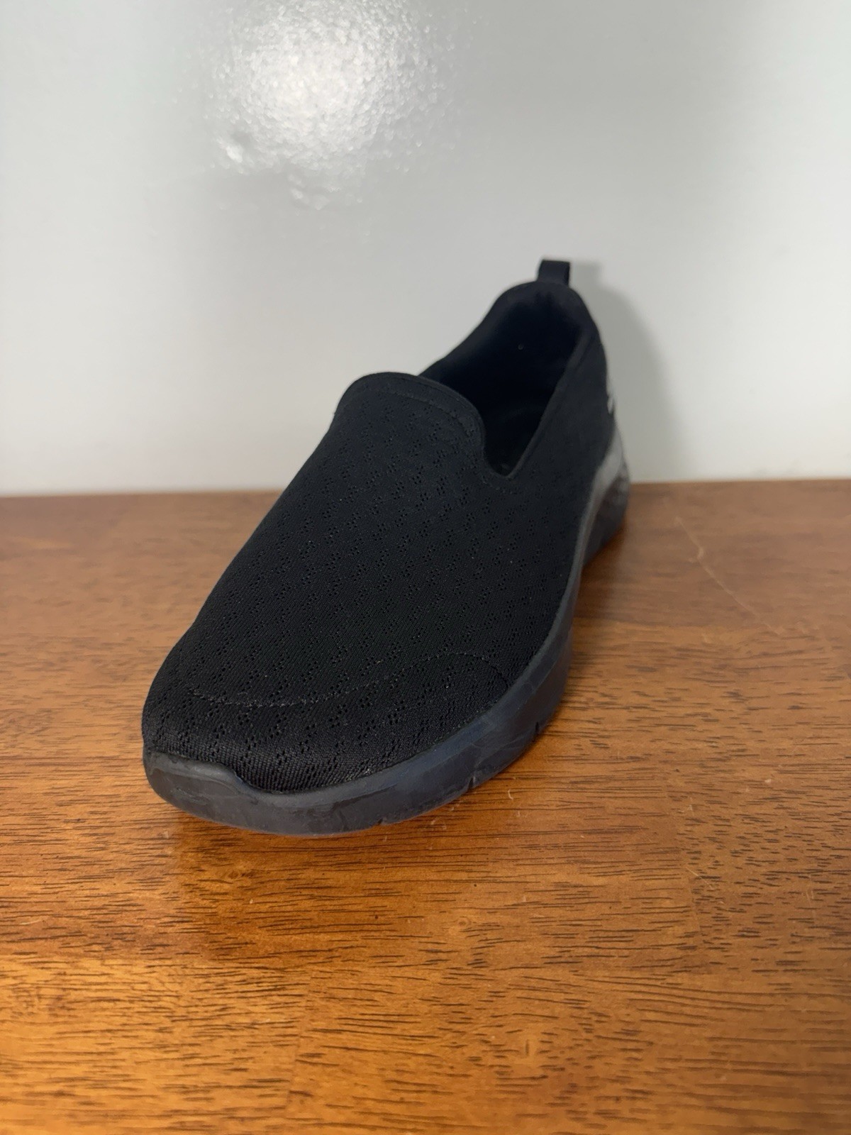 Skechers GOwalk Slip On Walking Shoes Womens 8.5 Black Memory Foam Comfort