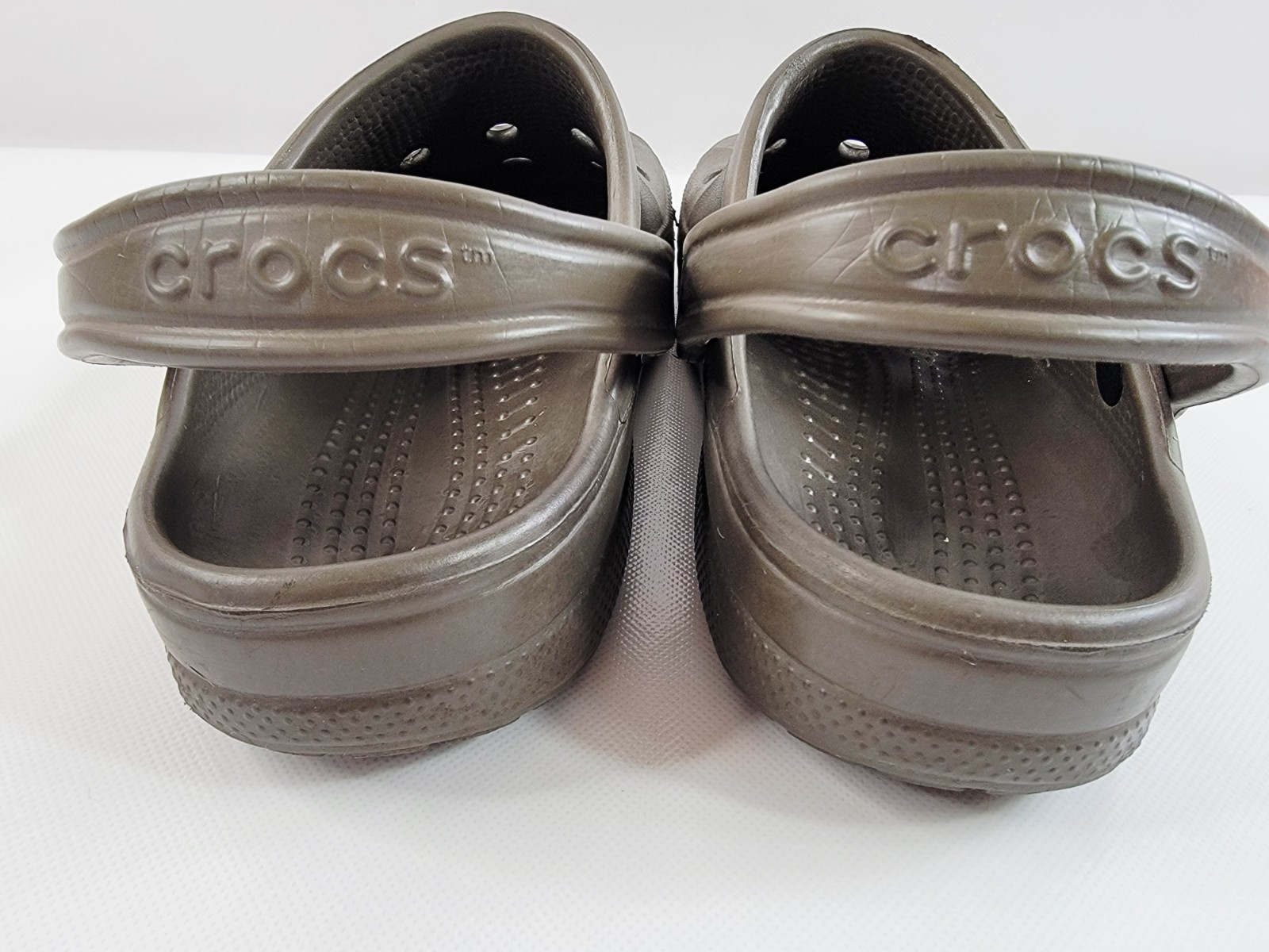 Crocs Baya Espresso Brown Unisex Adult M 9 W 11 Cutout Design