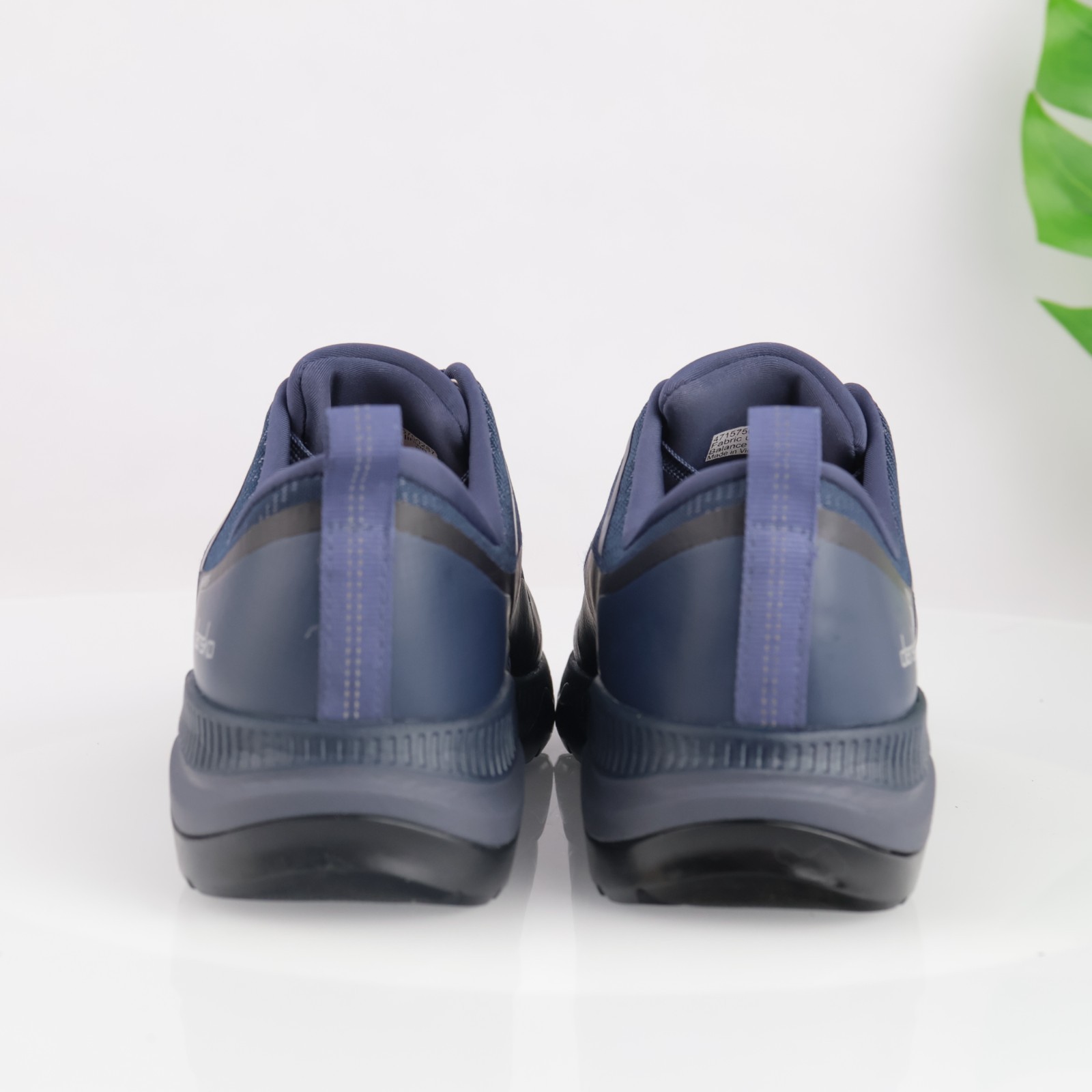 Dansko Womens Makayla Sneakers Size 38 7.5 Waterproof Navy Walking Shoes Comfort