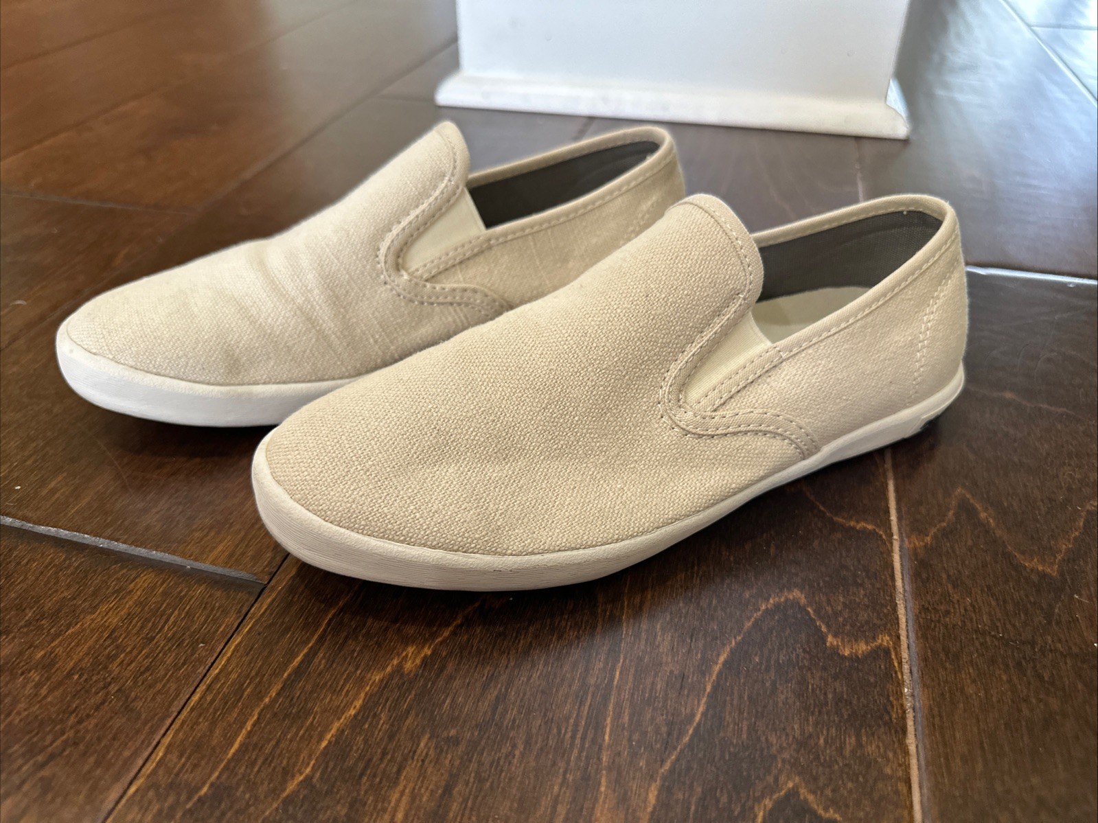 SeaVees Baja Slip On – Natural Vintage Washed Linen – Women’s 6.5