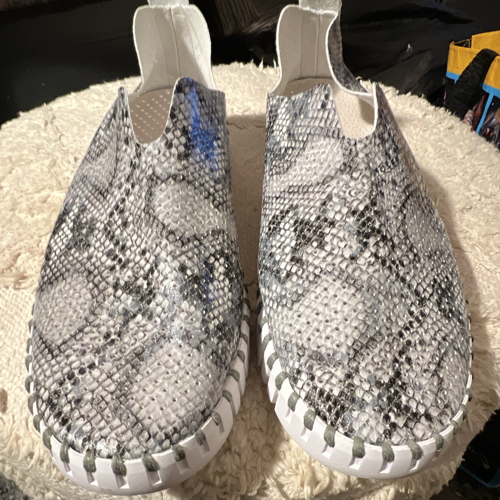 Ilse Jacobsen Tulip Snake Print Slip-On Flats US 7 Comfort Lightweight Gray