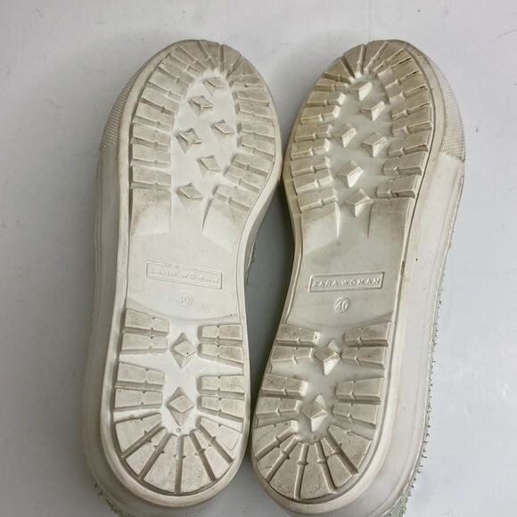 Zara Woman Textured Slip-On Sneakers In Pastel Green Size 40