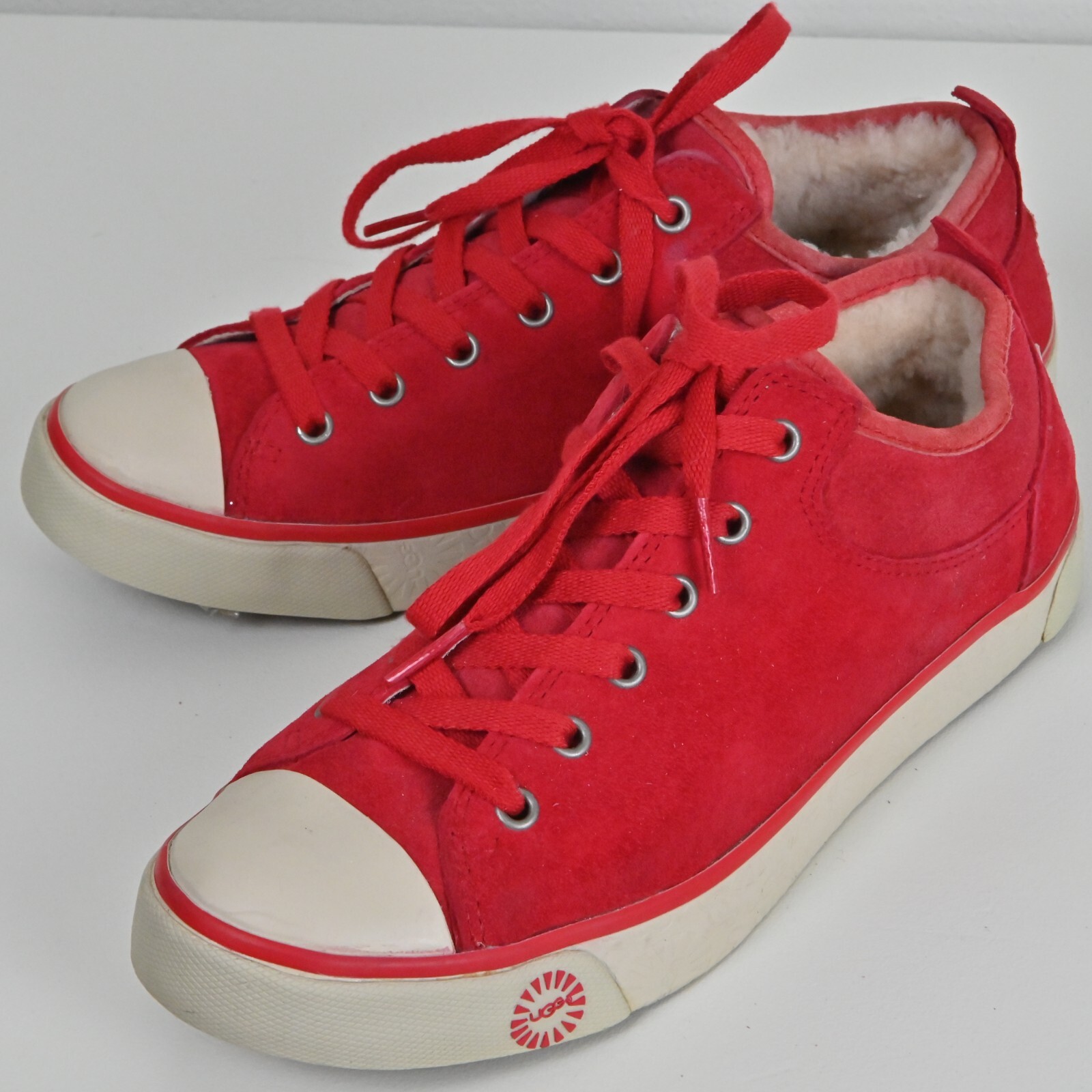UGG 60s Suede Upper Sheepskin Shearling Lined Comfort Low Top Sneakers US7 UK5.5
