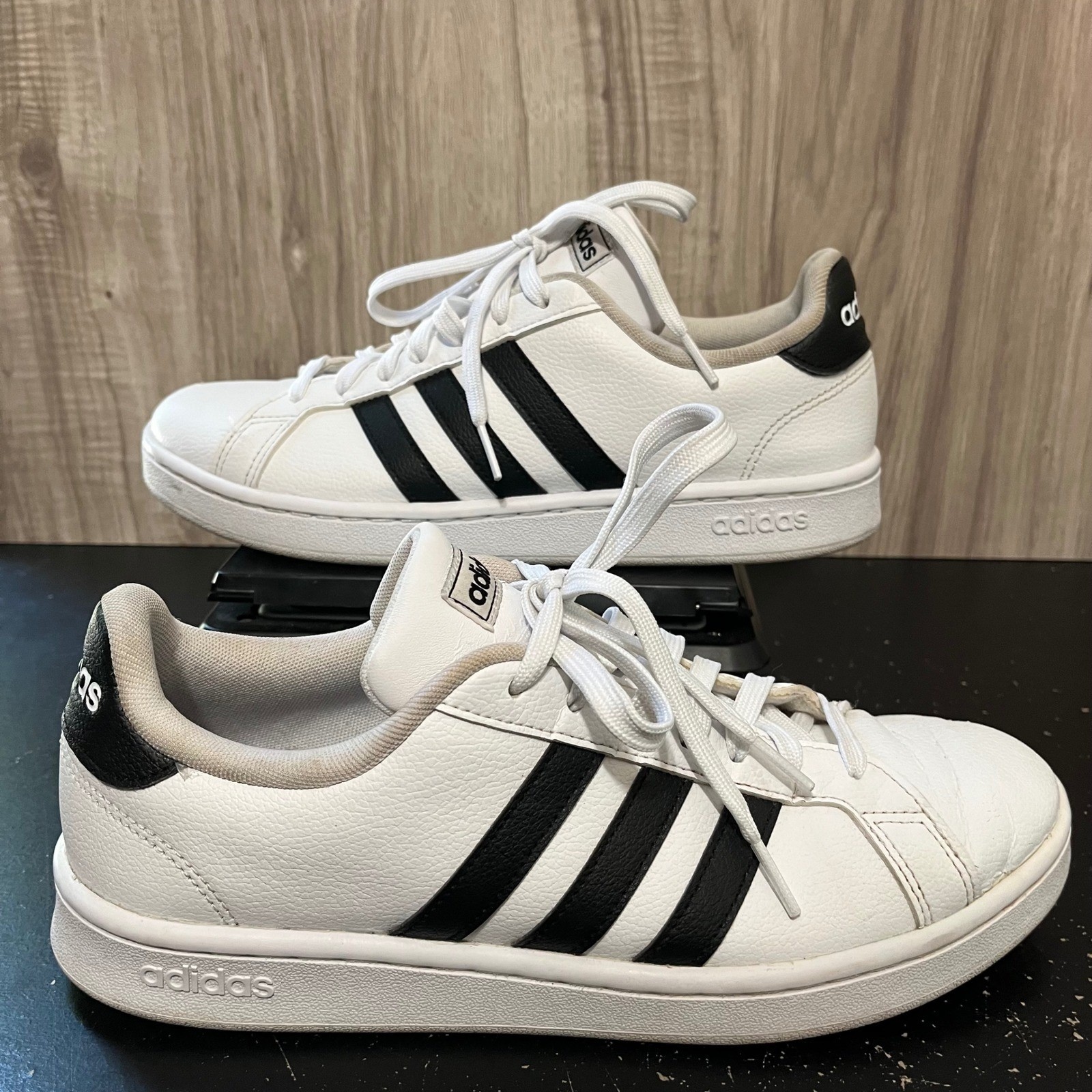 adidas Grand Court Women’s Size 9.5 White Black Leather Sneakers Shoes F36483