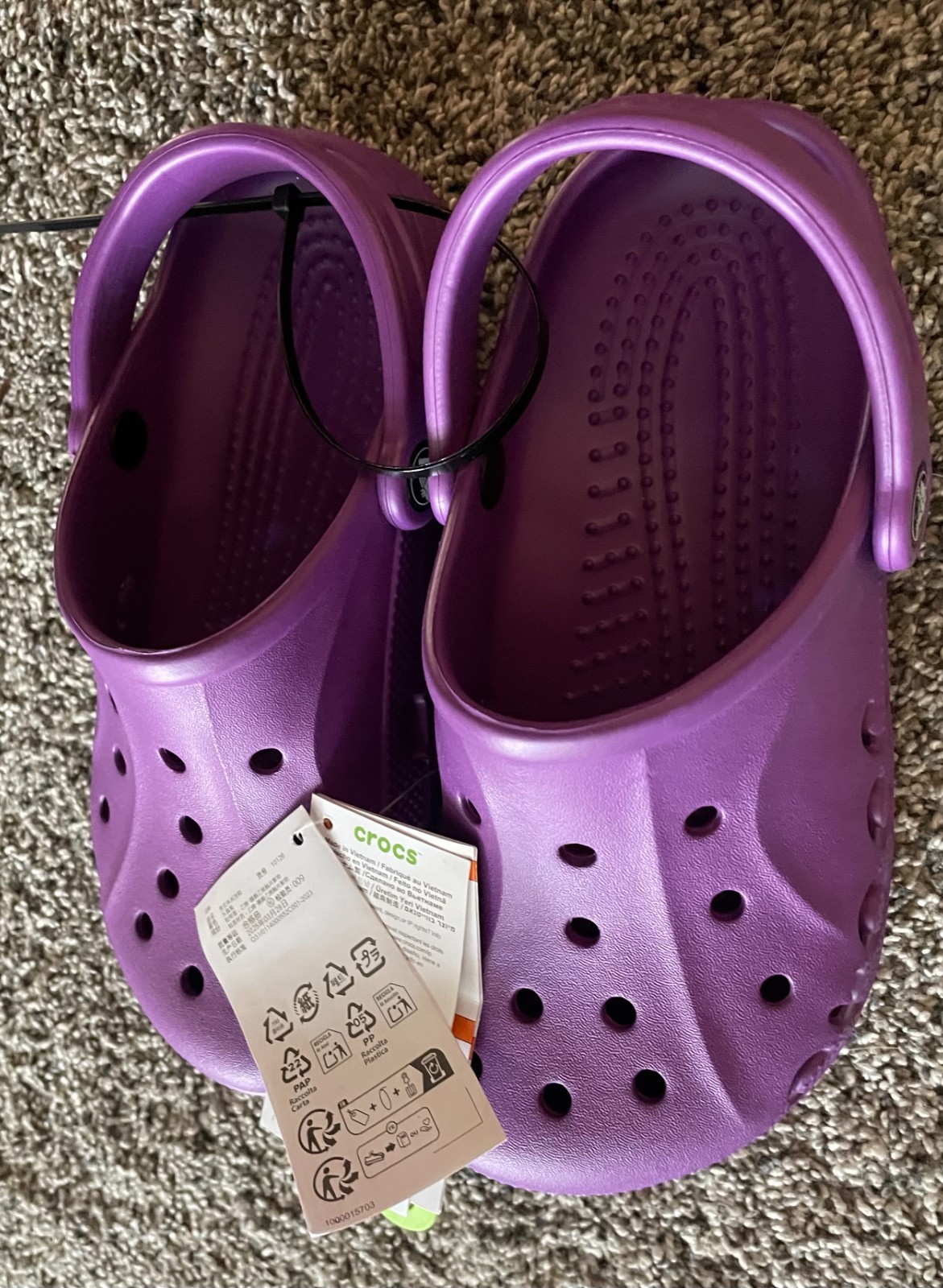 CROCS Crocs Baya Clog SZ: 7W / 5M Amethyst -NEW