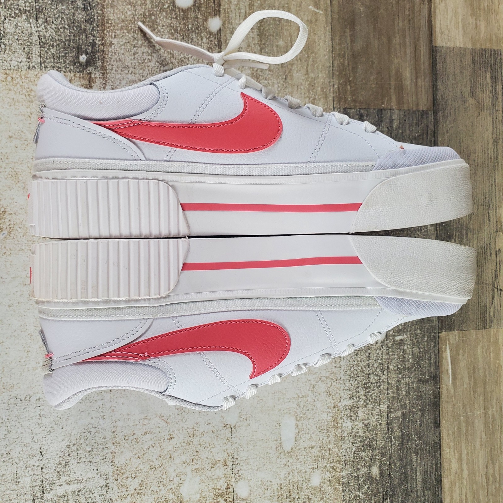 Nike Court Legacy Lift Womens Shoes Sz 9.5 White Red Leather Lace Up Sneakers