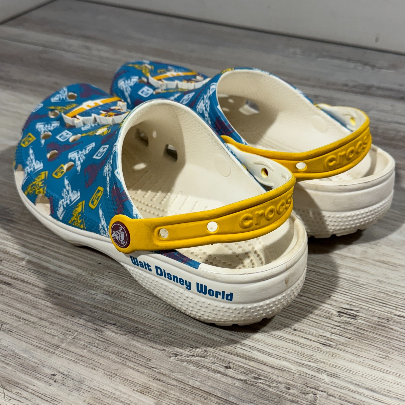 Walt Disney World Crocs Clogs Adults Vault Collection 50 Size M5/W7