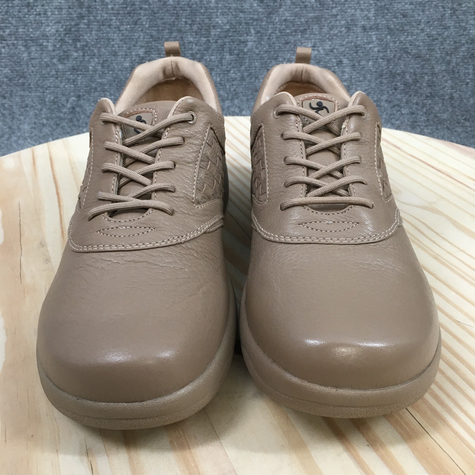Supremes by Softspots Marathon II Shoes Womens 9.5 Wide Walking Low Taupe NEW