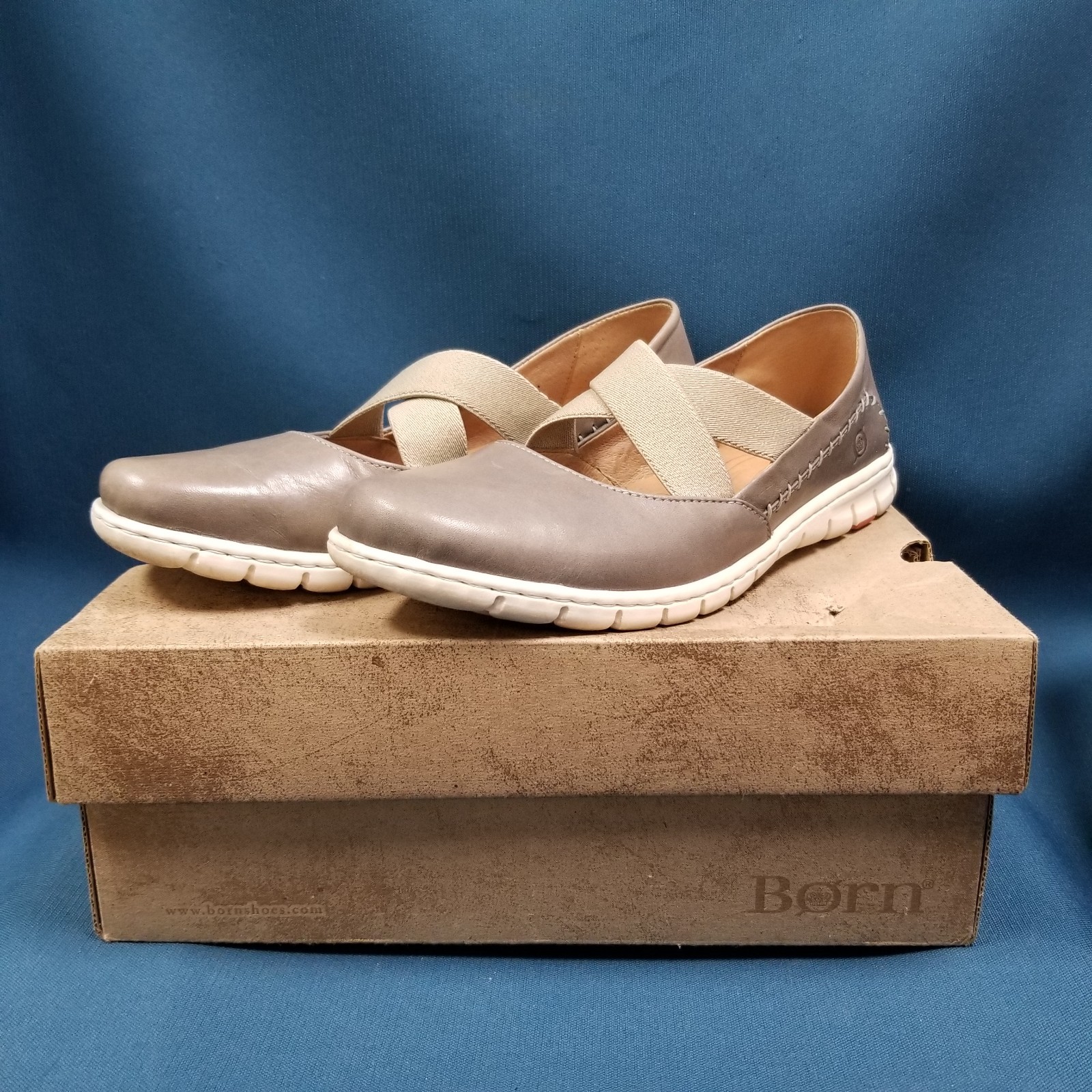 Børn Larney Grey Leather Criss Cross Women’s Mary Janes Size 9