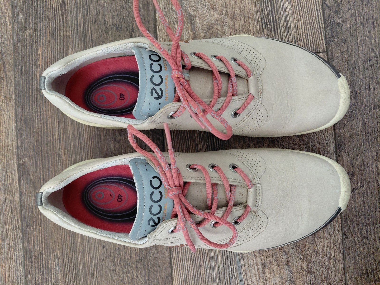 Women’s ECCO Biom Hybrid spikeless golf shoes tan yak leather sz. 40