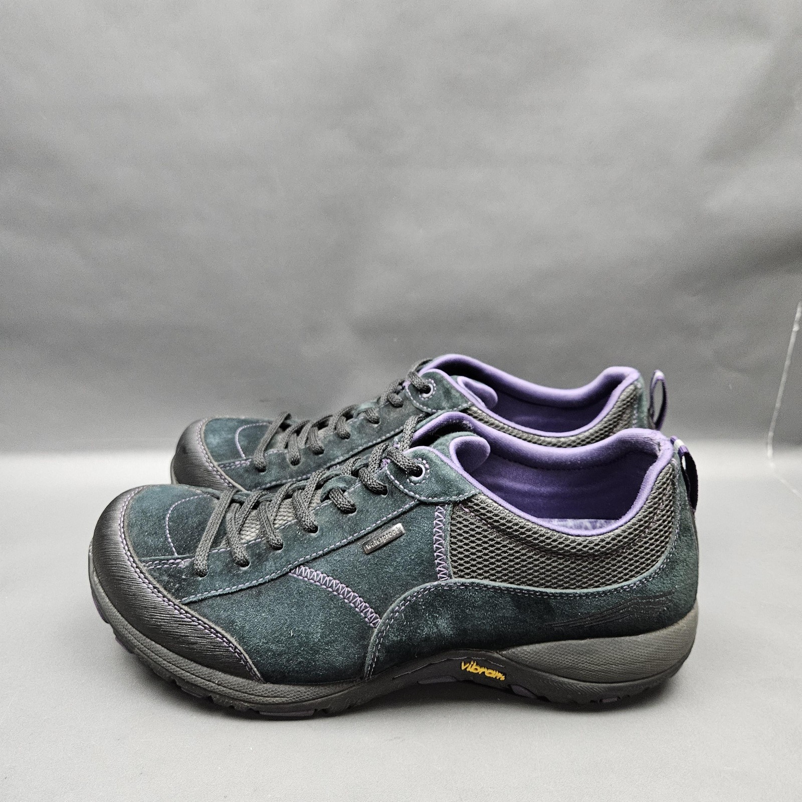 Dansko Paisley Shoes Womens 11 EU 41 Black Waterproof Vibram Walking Hiking