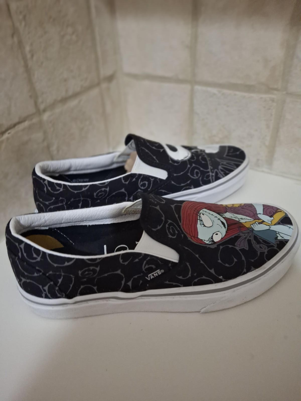Vans Disney Nightmare Before Christmas Womens Size 6 Slip-on Shoes Jack & Sally