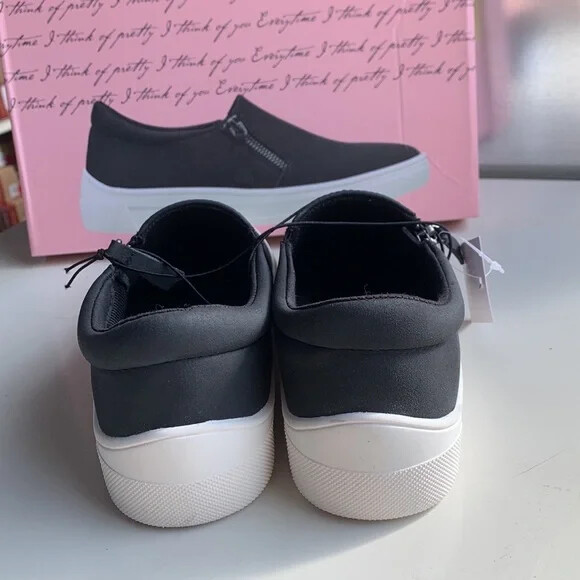Women’s Kensie Soren Casual Sneakers Slip-On Zipper Shoes Black – Pick Size
