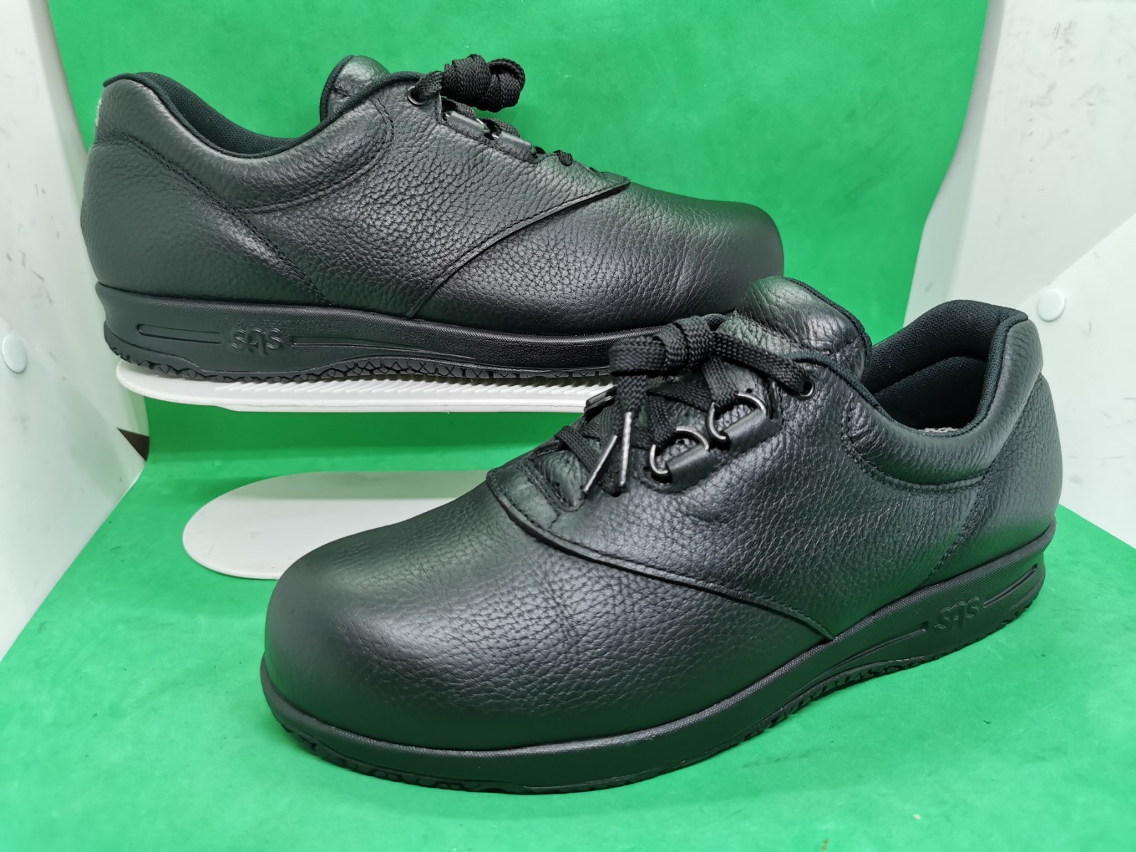 SAS Liberty Slip-Resistant Black Leather Women’s Shoes Size 9 M