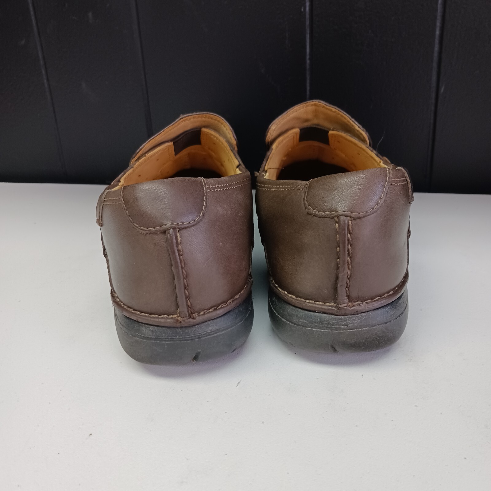 Clarks Unstructured 15764 Slip On Loafer Shoes Brown Leather Womens Size 7.5