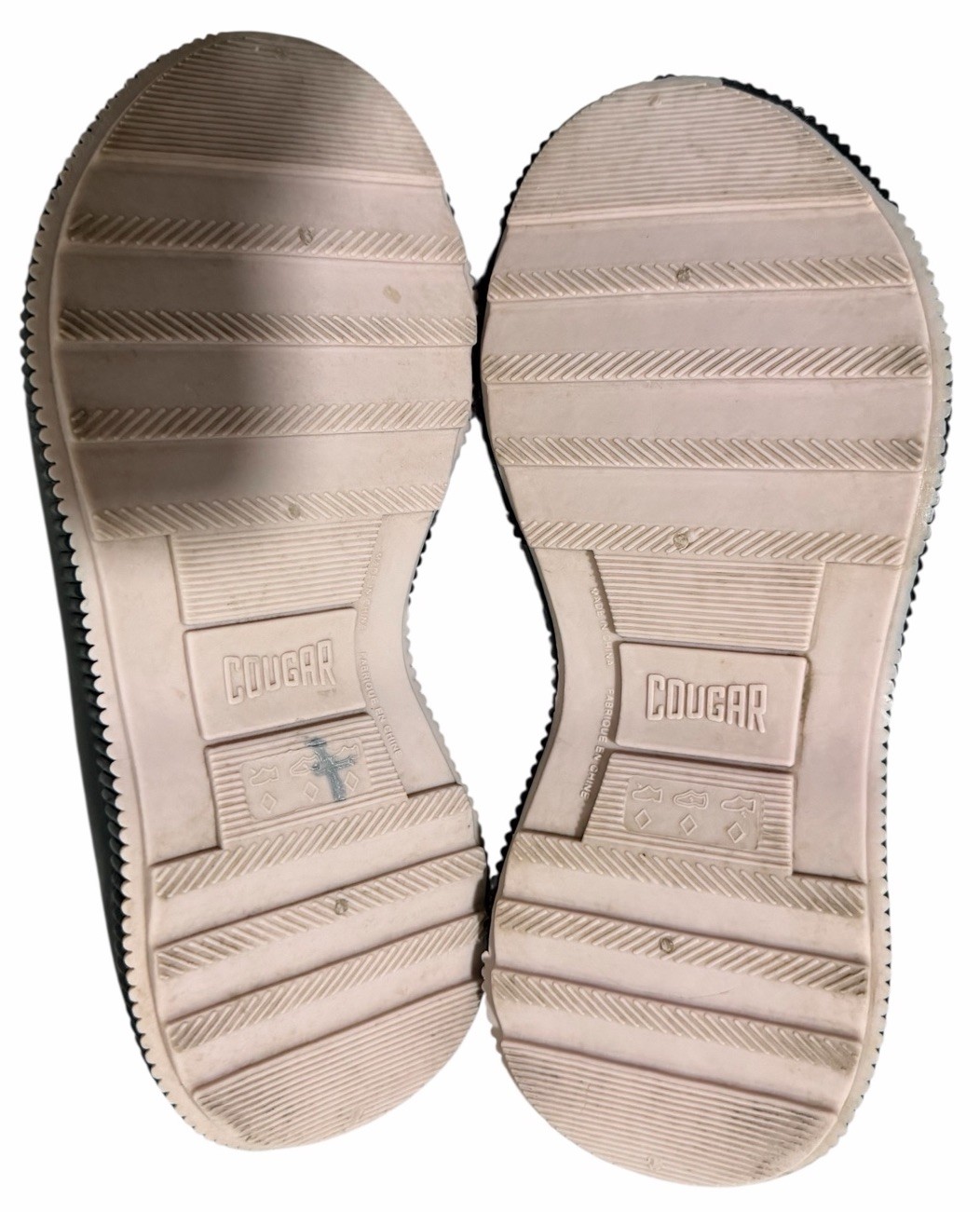 Cougar Sven Luxmotion Clogs Black Women’s Size 7