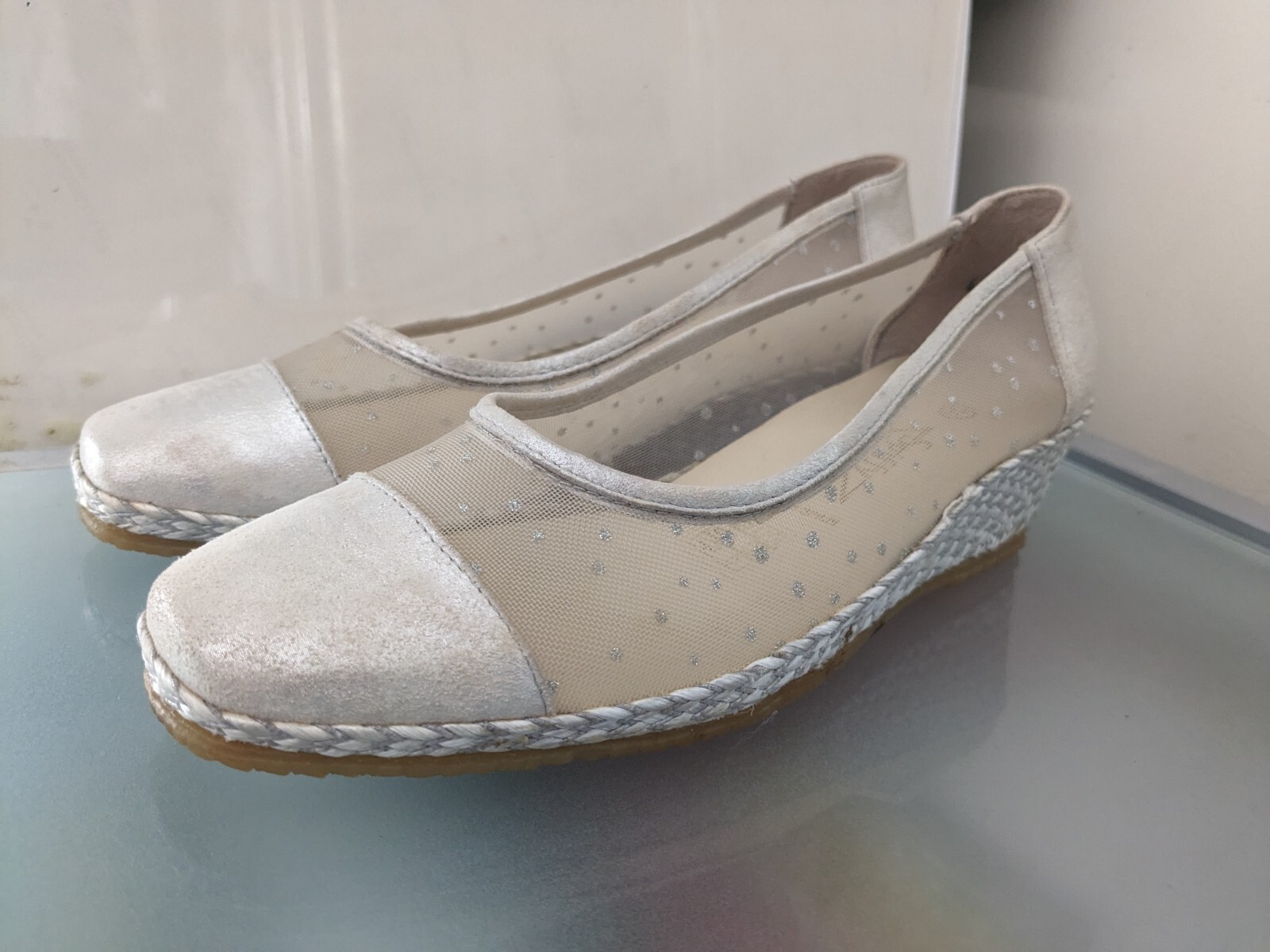 SPIFFY LEATHER/SYNTHETIC MESH UPPER S37 AU 6.5 WEDGE SHOES MADE IN SPAIN AS NEW
