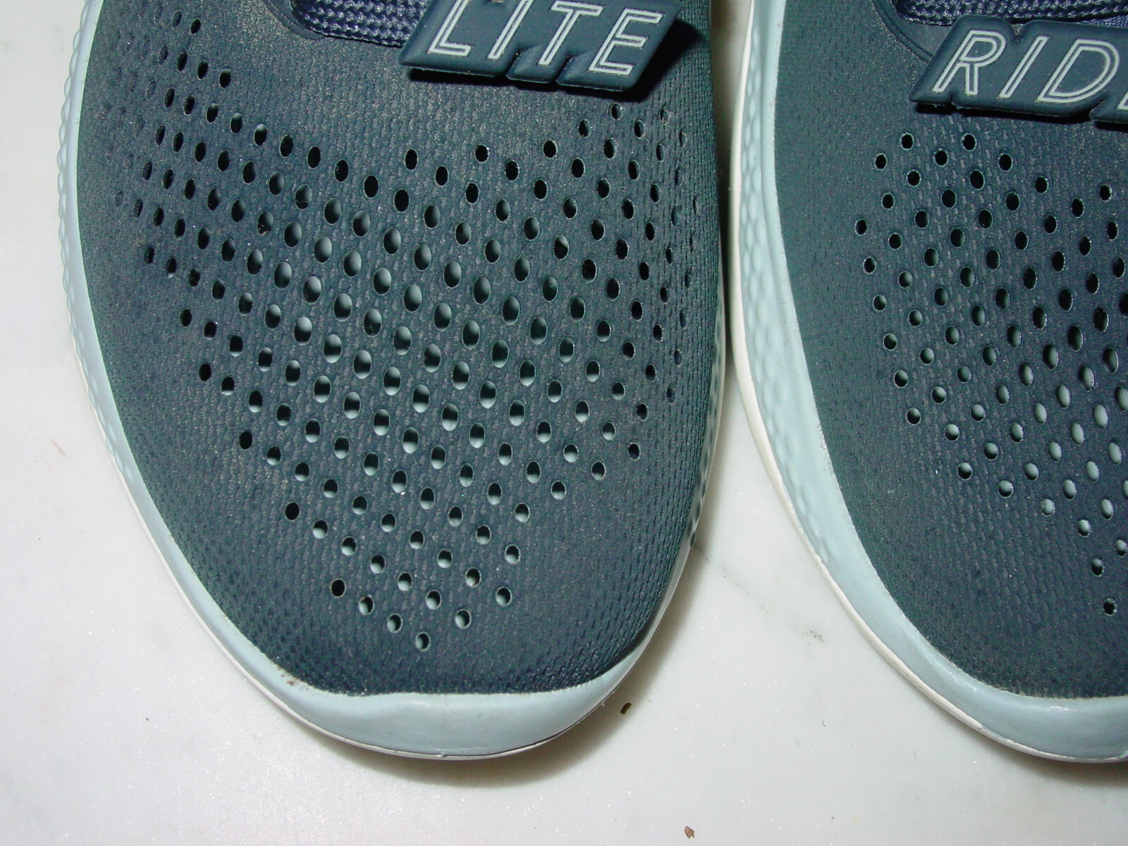 Womens Literide 360 Pacer 206705 Blue Crocs! Size 8