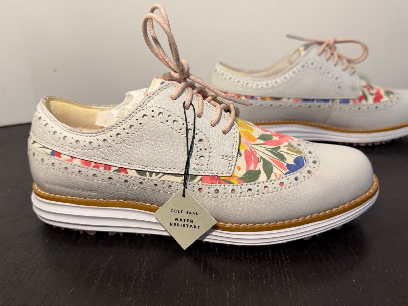 Cole Haan Original Grand Wing Oxford Golf Shoes Floral Print/White Womans 7B