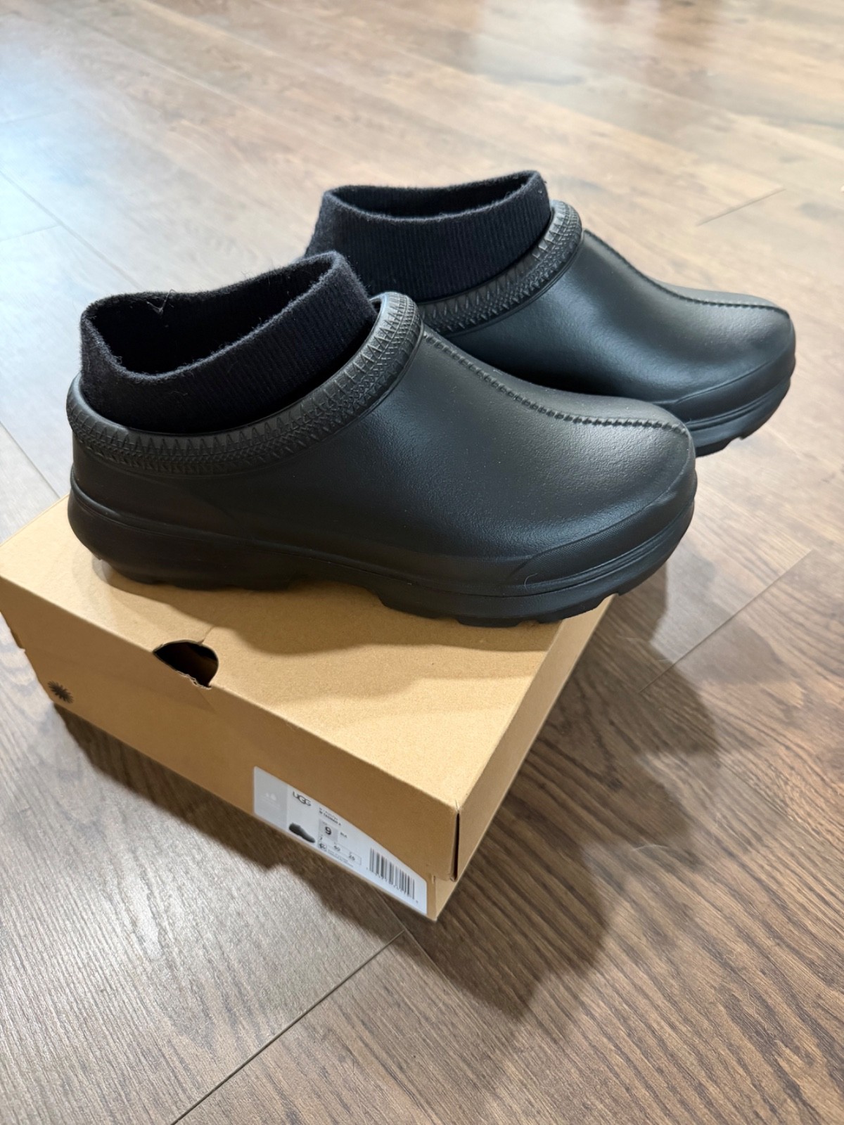 Ugg Tasman X Women’s Size 9 Black Rubber Slip-On Shoes