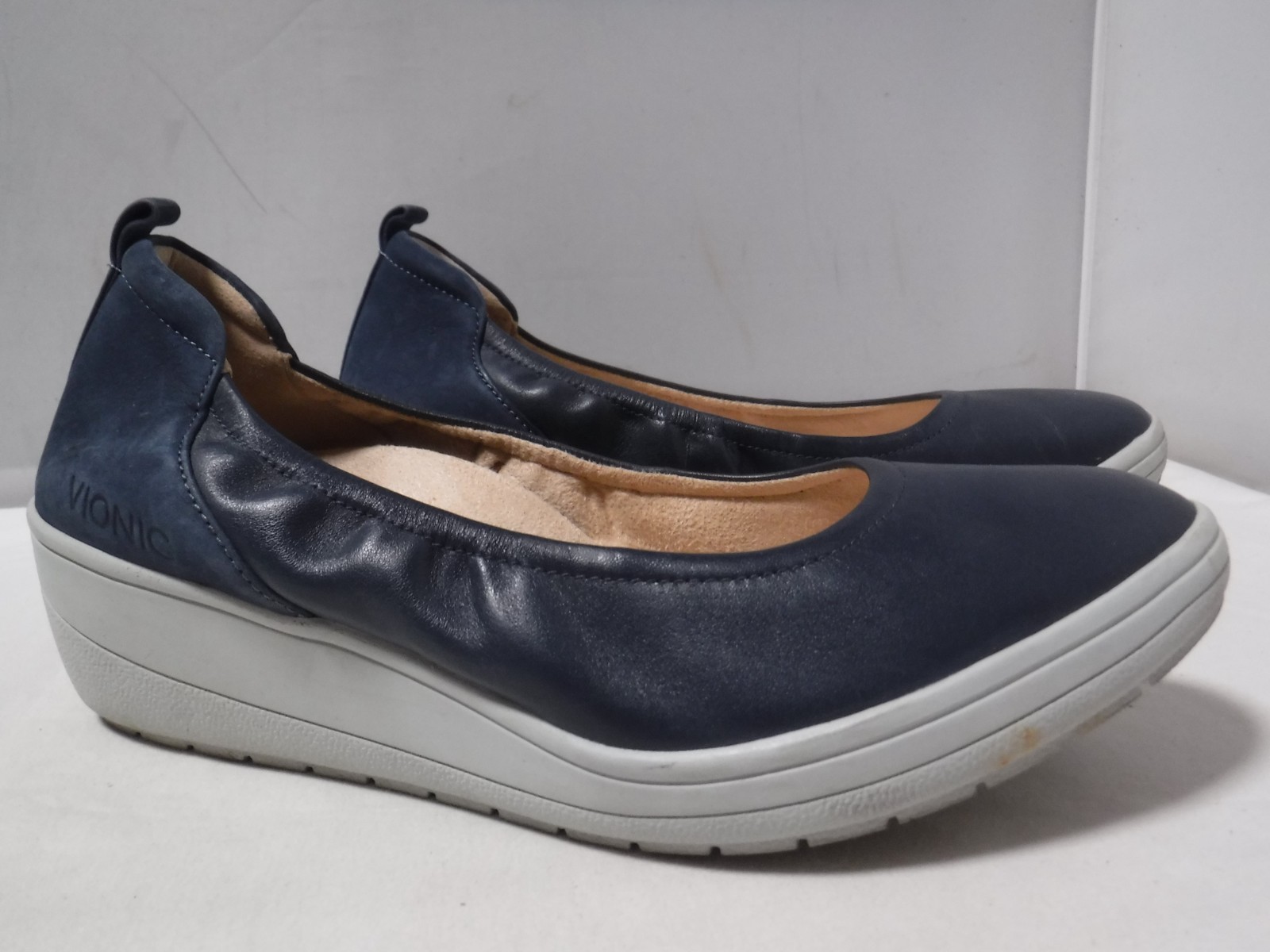 GA2 Women’s VIONIC Jacey Navy Blue Leather Comfort Wedge Career Shoes Sz 8