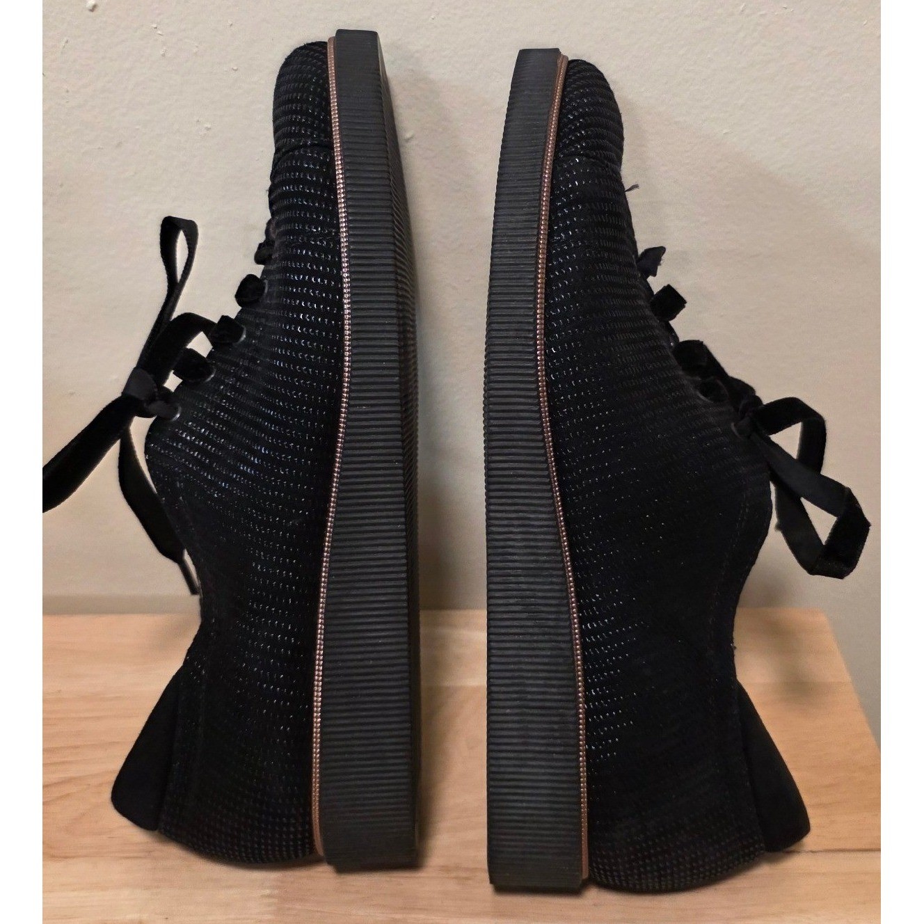 BeautiFeel Black Textured Shimmer Leather Platform Oxford Sneakers Size 38