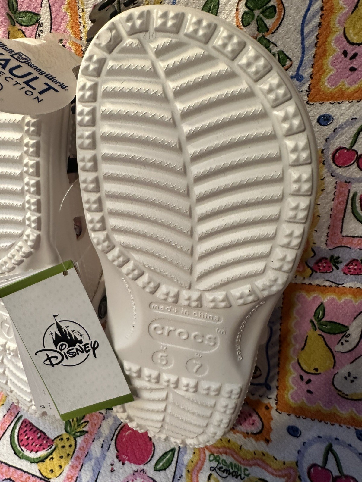 NWT❤️Crocs Classic M5/W7 White DTP License Plate Disney Vault Collection Clogs🥳