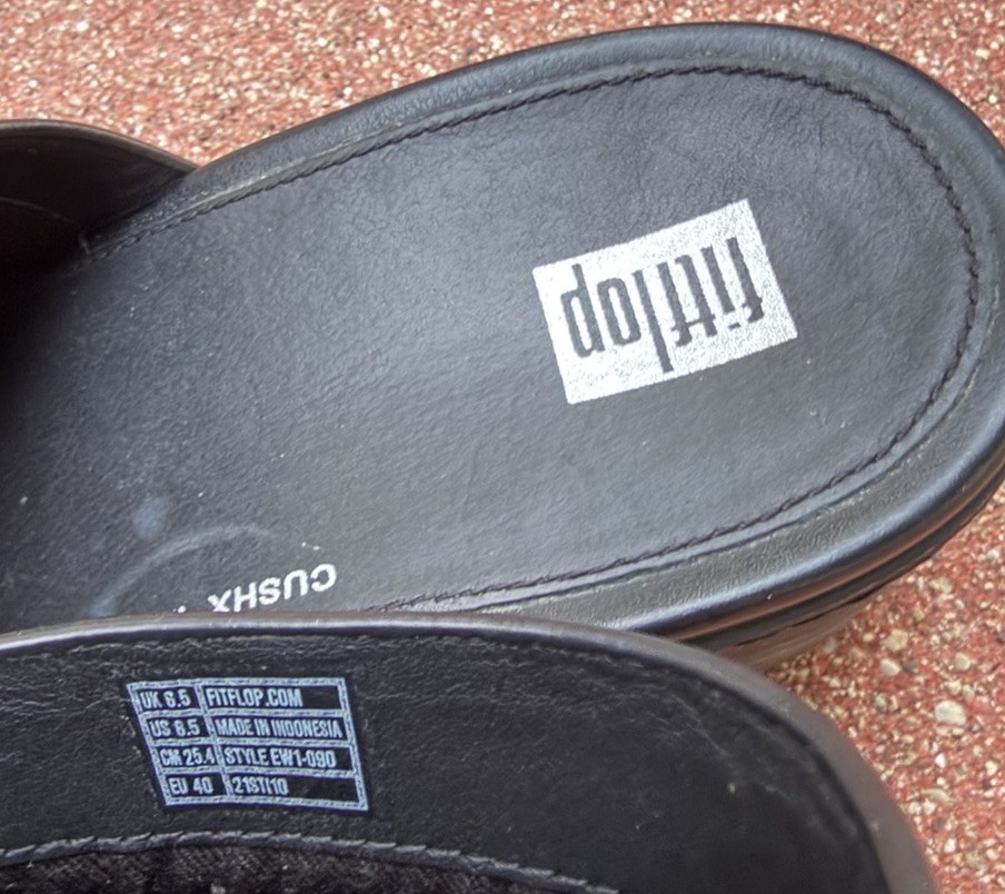FitFlop Pilar Black Leather Clogs US 8.5 Platform Mules Women’s 40