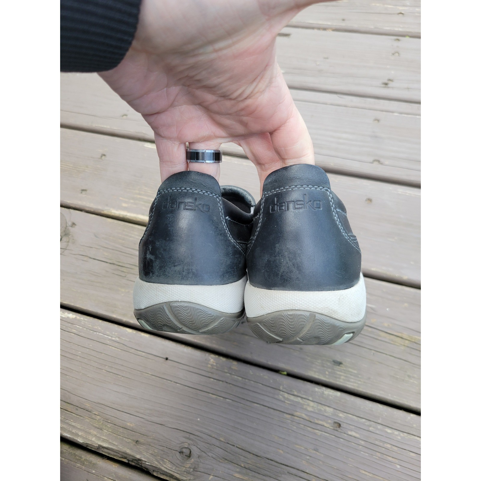 Dansko Leather Clogs Navy Blue Vibram Slip Resistant Walking Shoes Size 40