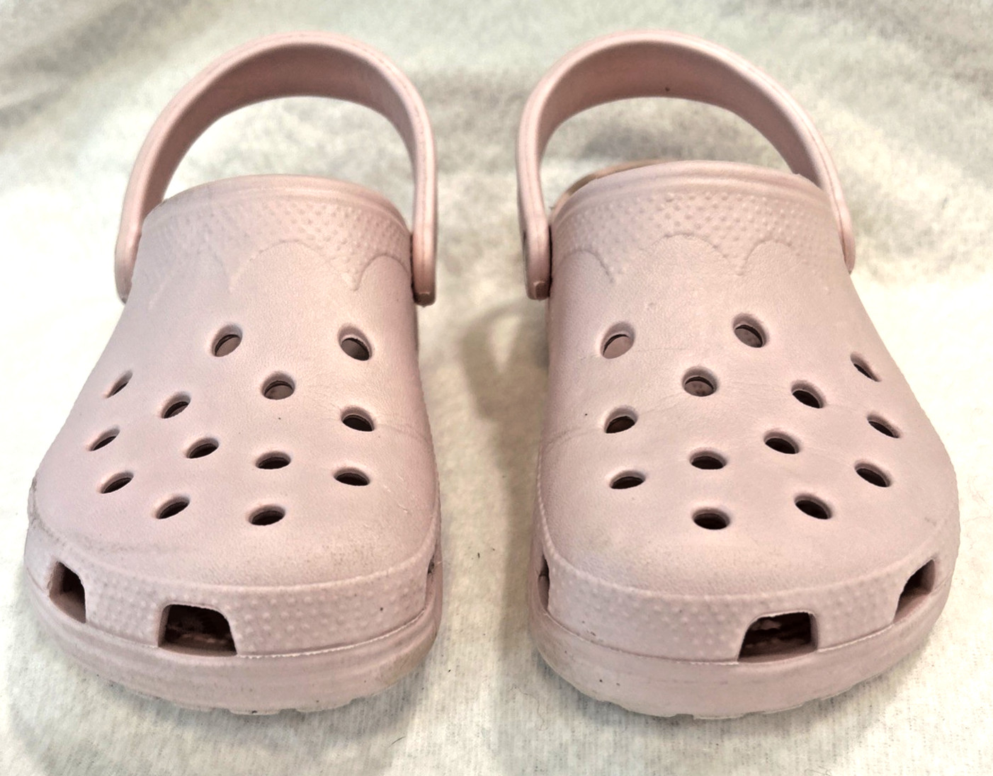Light Pink Crocs Classic Clogs W 6-7 M 4-5