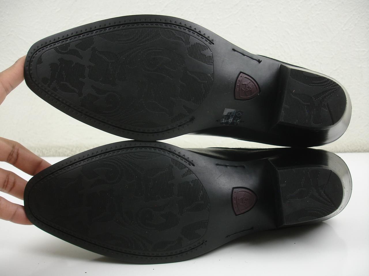 Women’s 9 B M Ariat Desert Star Black Leather Western Boots Mules Slip-On Slides