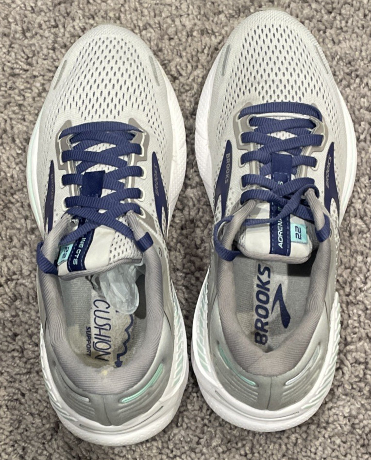 Brooks Adrenaline GTS 22 Women Shoes Size 7 Running Gray Lace Up Low Top Sneaker