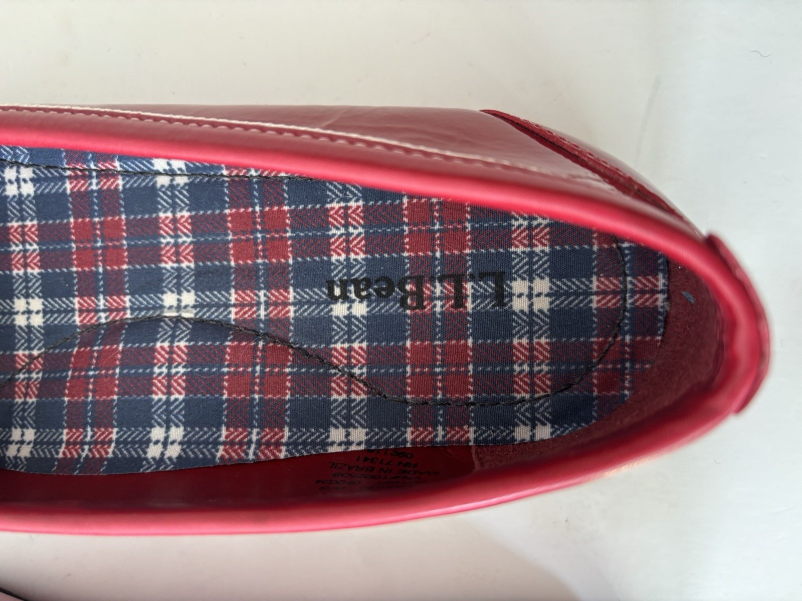 ll bean shoes Womans 6.5 M Red/White Stripe vinyl Shinny Slip On’s Plaid Linning