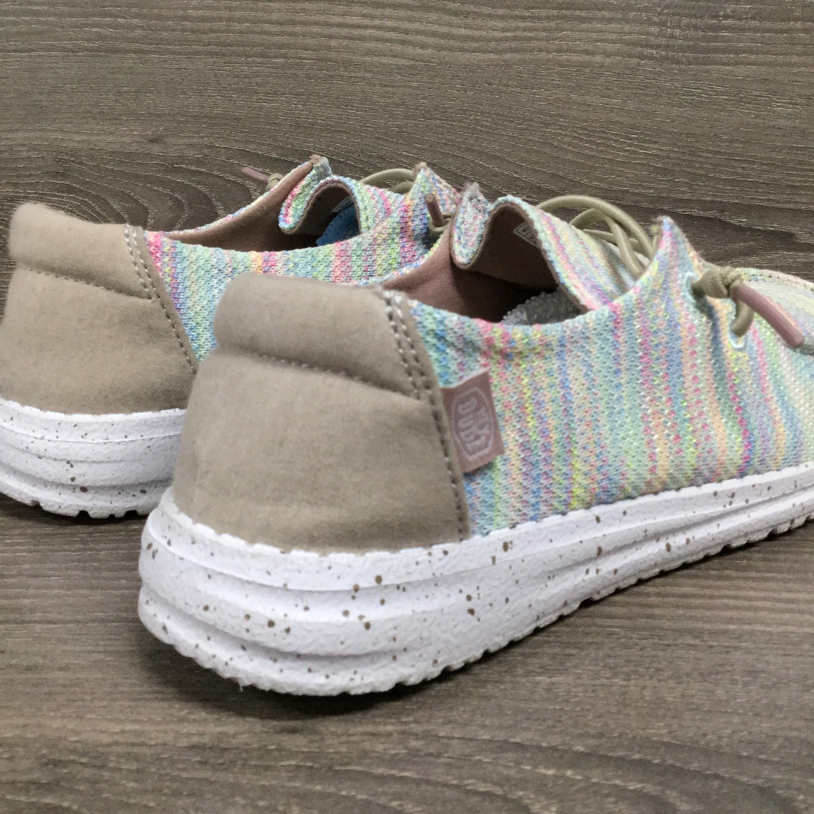 Hey Dude Wendy Sox Aurora White Womens Sz 6 Slip-On Pastel Rainbow Casual Shoes