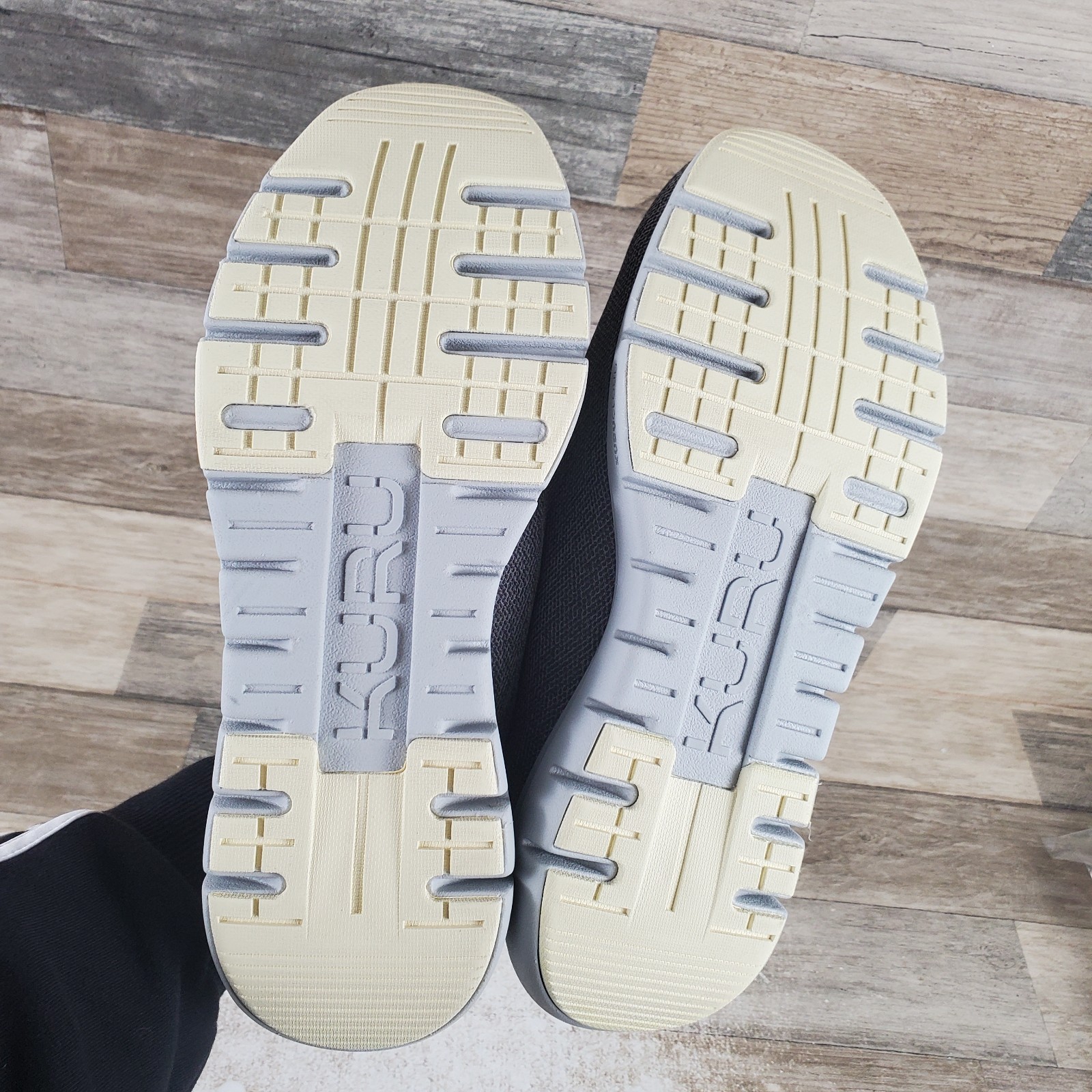 Kuru Flex Via Womens Shoes Sz 10.5 W Running Dove Gray Pale Lime Lace Up Sneaker