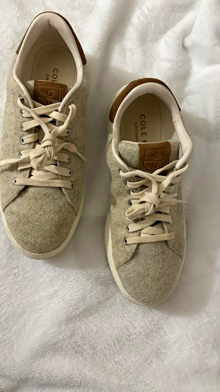 Cole Haan GrandSeries women’s Low Top Gray White Brown Lace-Up Sneaker W24572