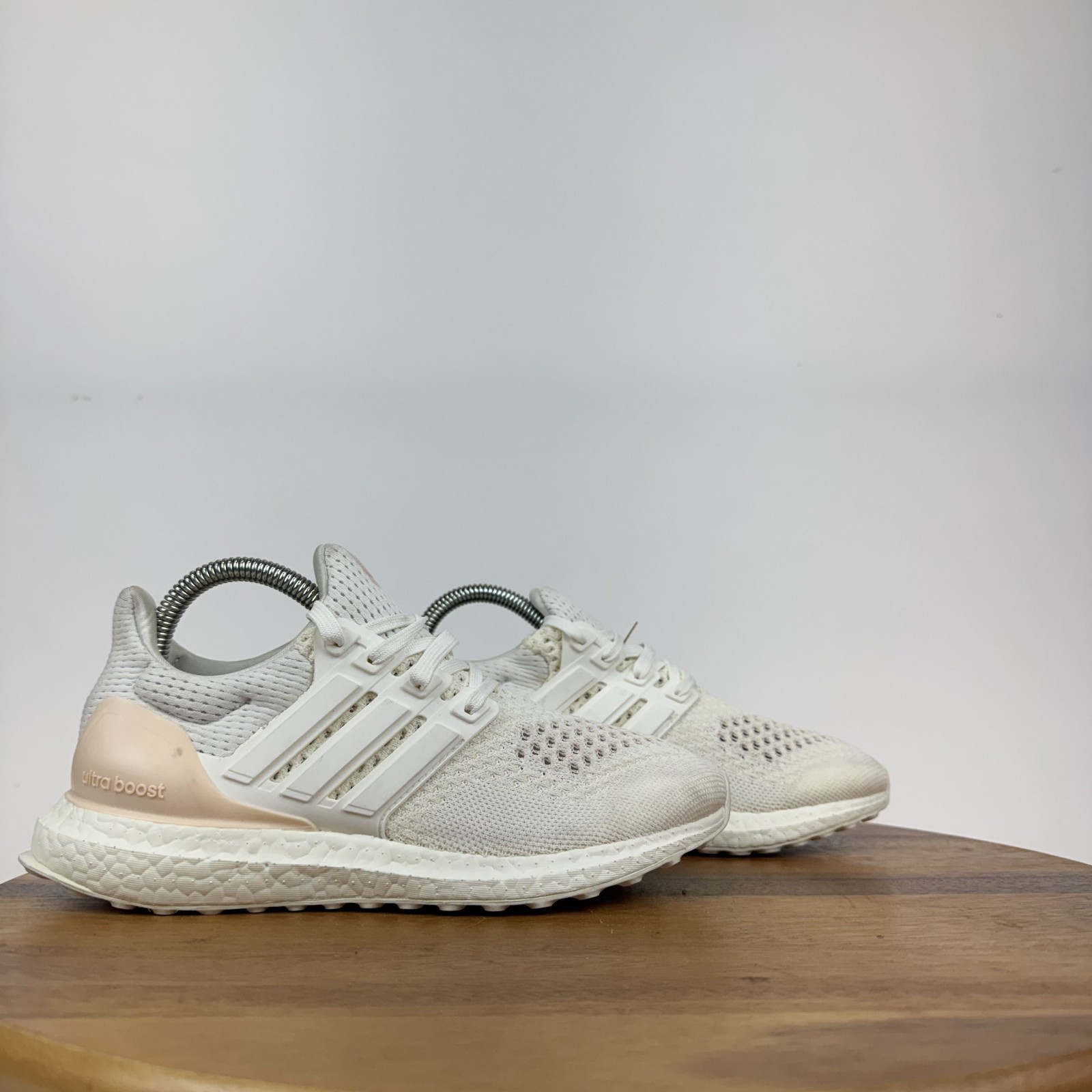 Womens Adidas Ultraboost 1.0 White Pink Athletic Running Sneakers Size 6 M GUC
