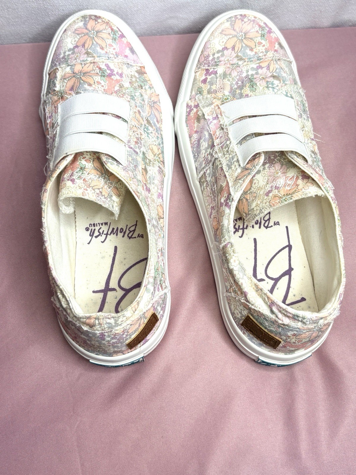 BLOWFISH MALIBU Maura Pink Toned Floral Slip On Sneakers Size 8 1/2M