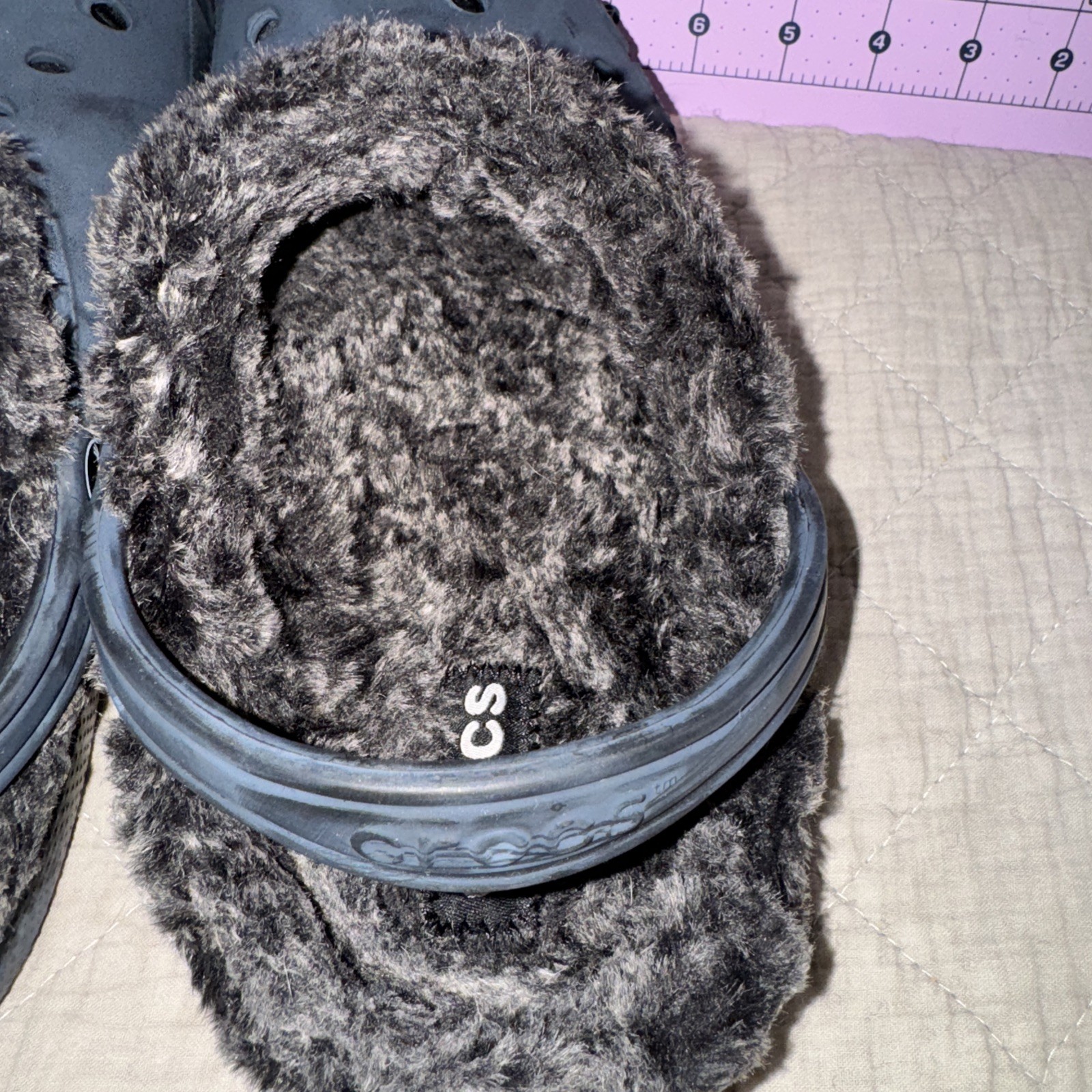 Dual Comfort Fleece Lined Crocs Gray Unisex M 10 W 12