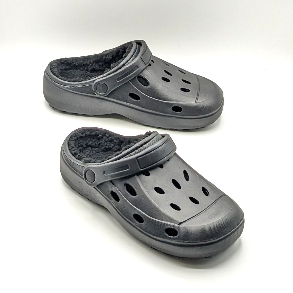 Berkley Jensen “Adult Clogs with Faux Fur Lining” Indoor Outdoor Shoes Black NEW