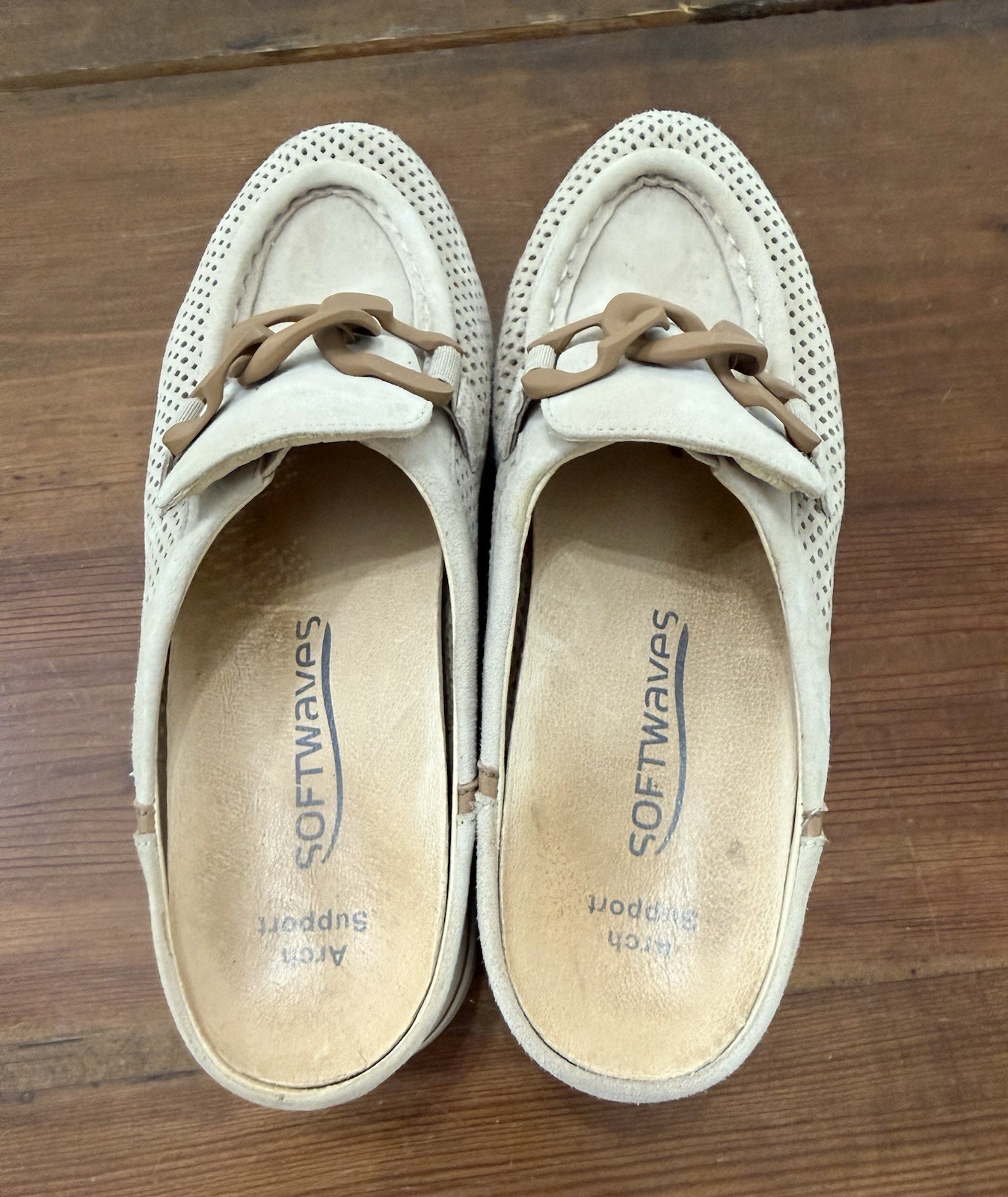 softwaves 37 1/2 -7 1/2 Carlisa Leather Platform Mules