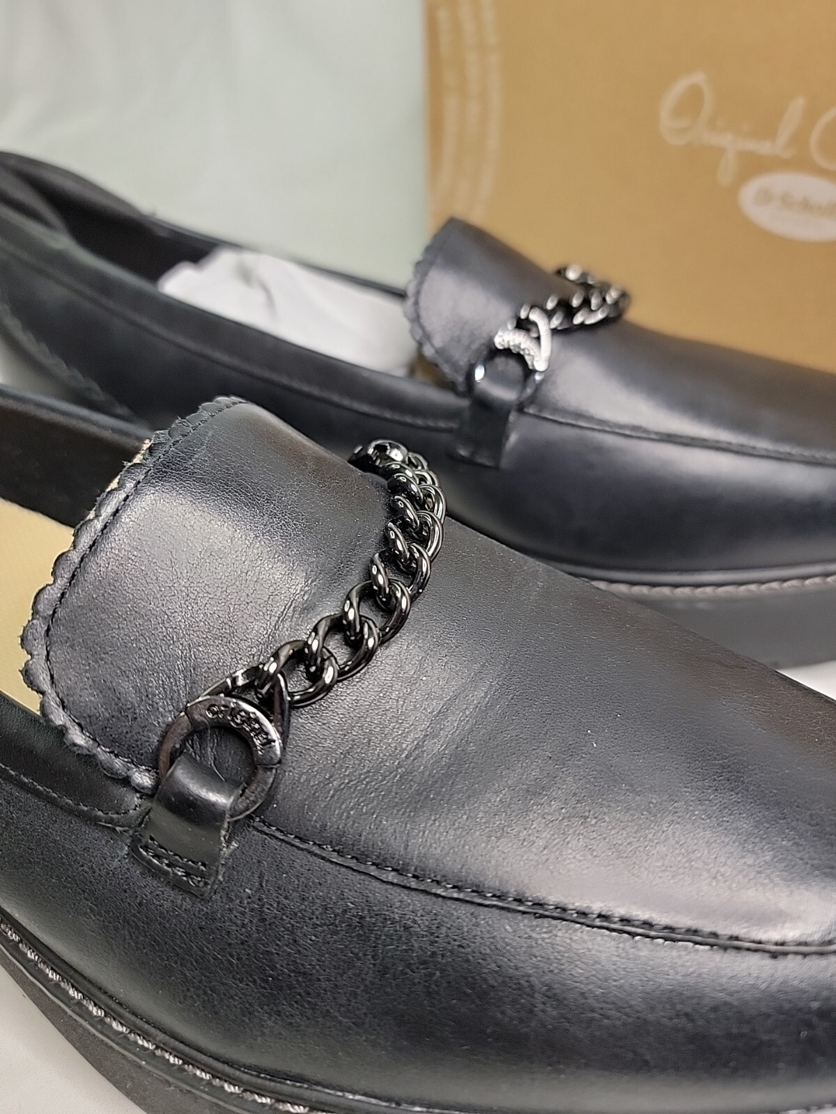 Dr Scholls Venus Black Leather Womens Loafer Size 9.5 With Chain Detail